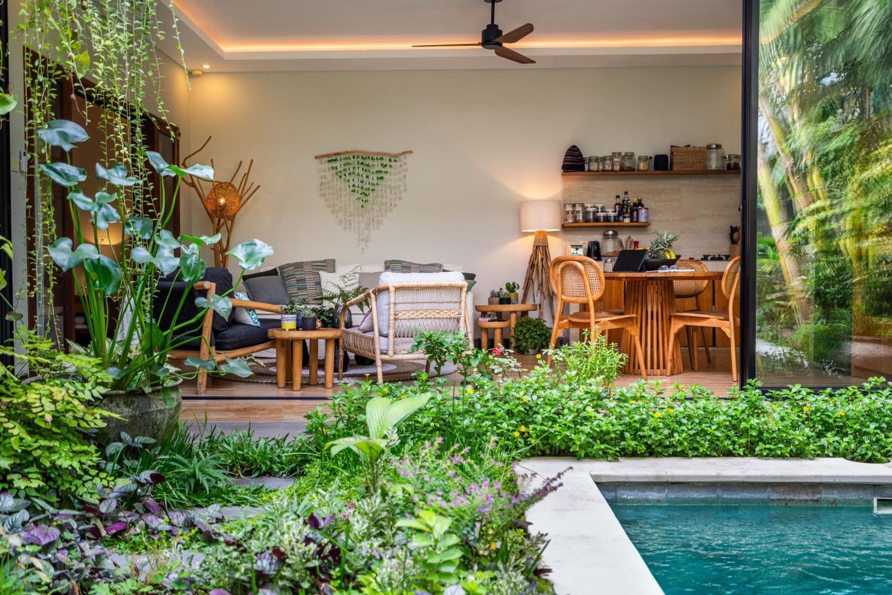 Tropical 2BR Villa with Private Pool in Canggu