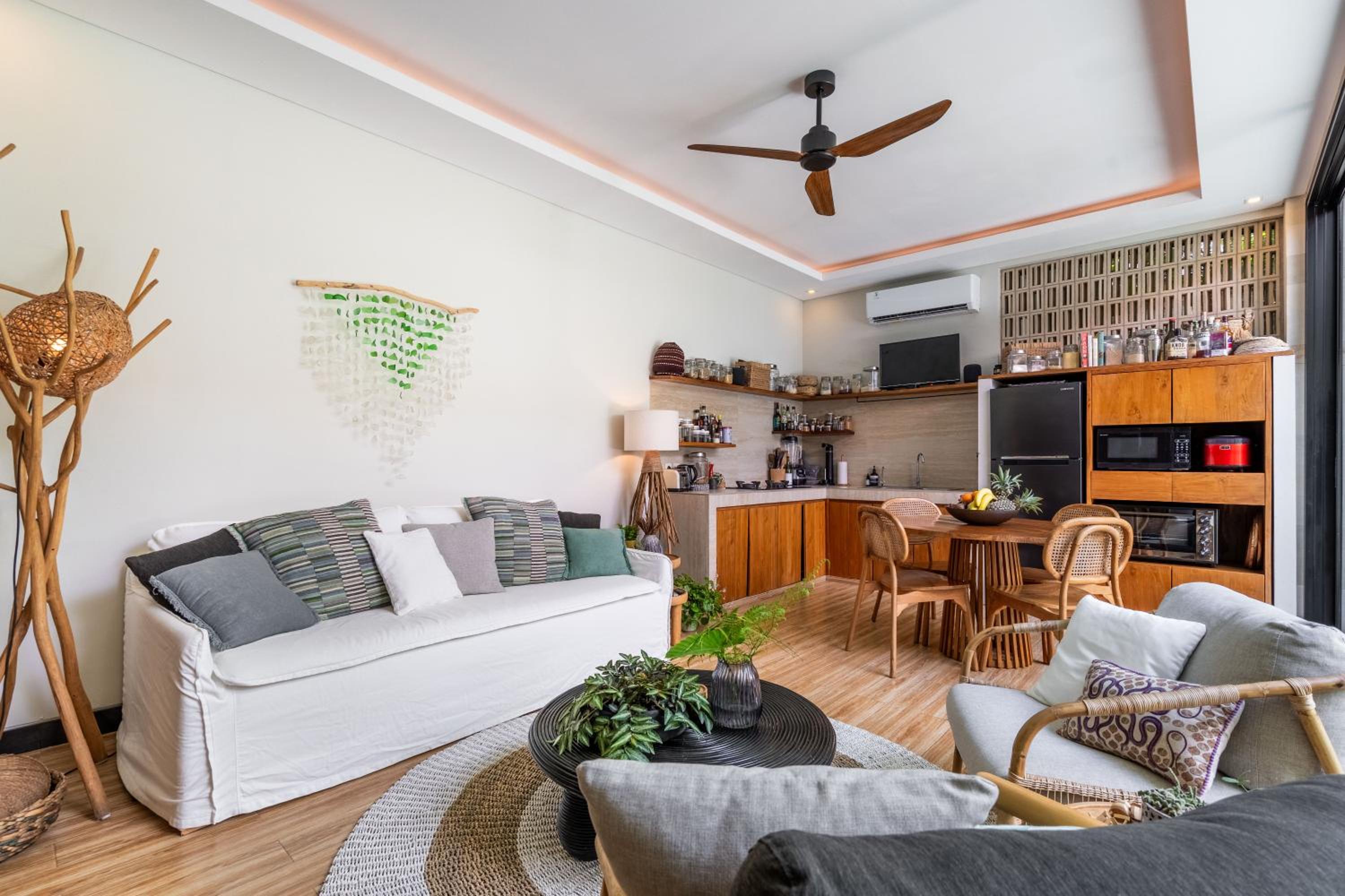 Tropical 2BR Villa with Private Pool in Canggu
