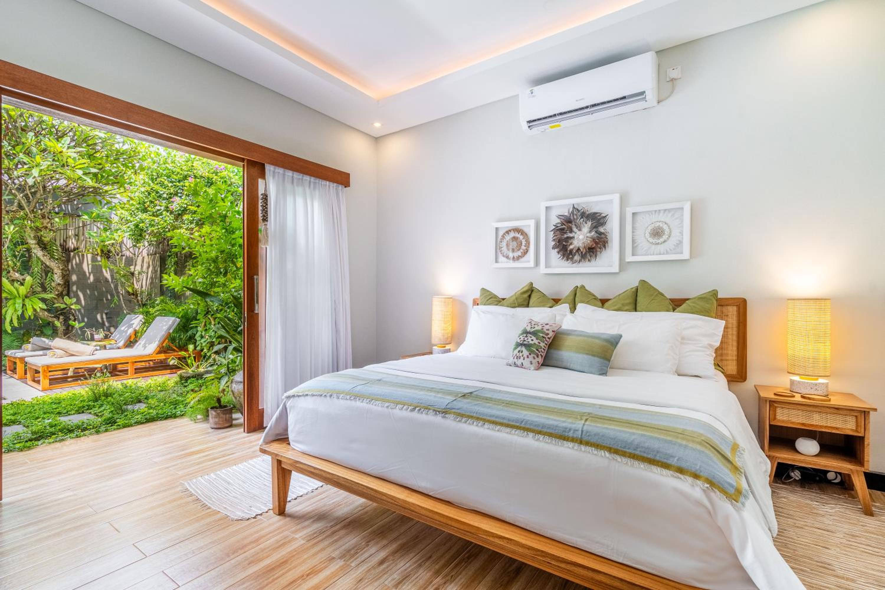 Tropical 2BR Villa with Private Pool in Canggu