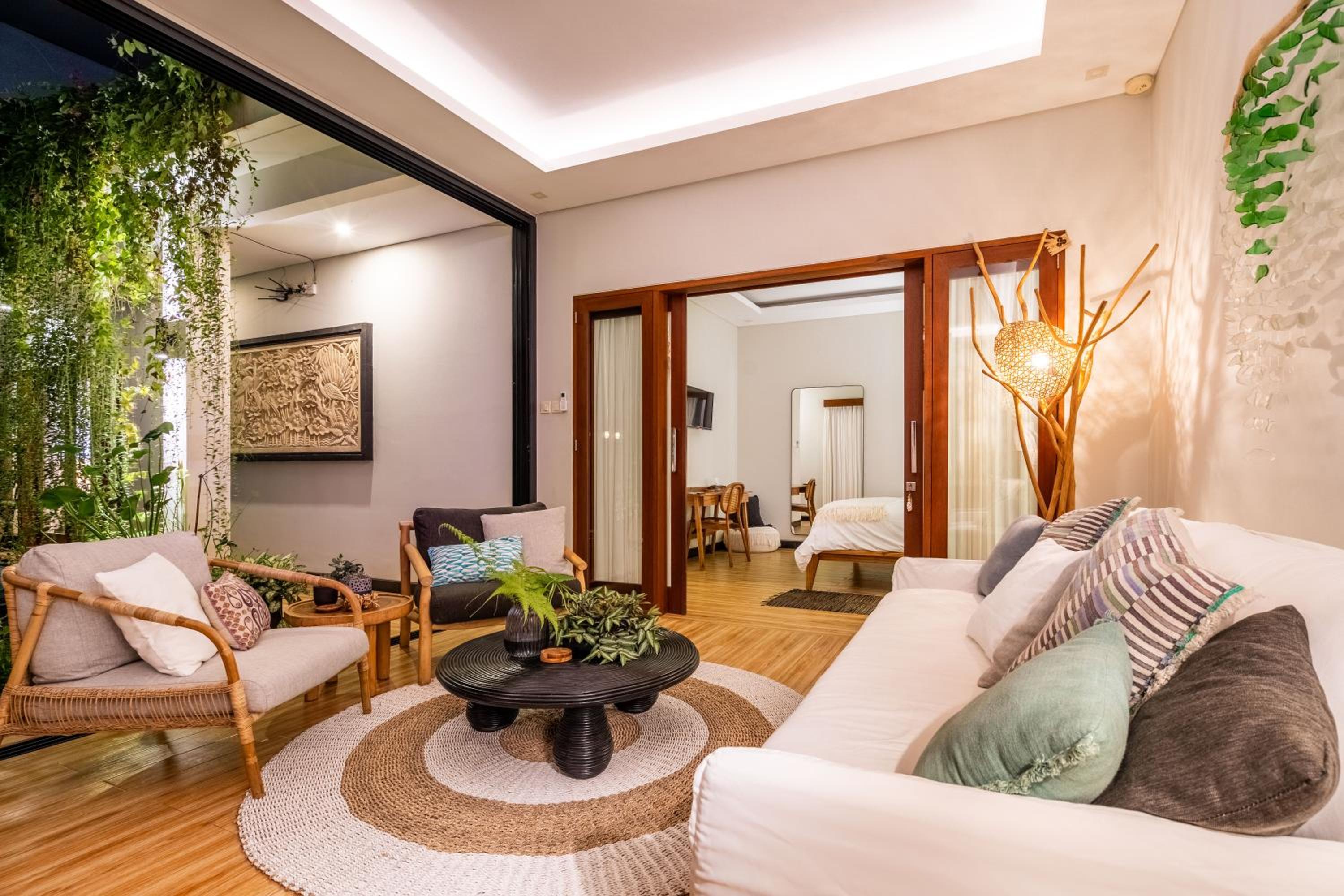 Tropical 2BR Villa with Private Pool in Canggu