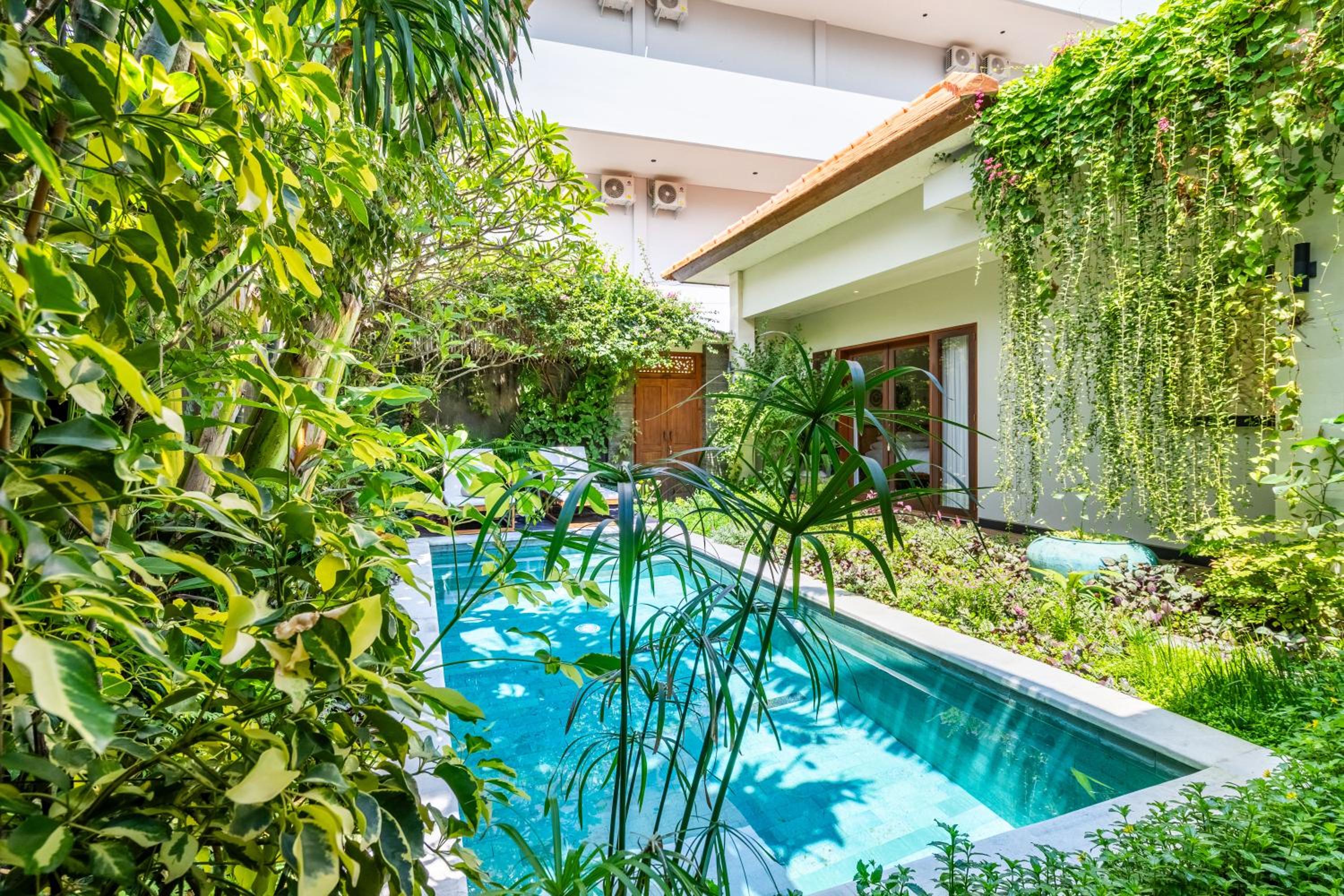 Tropical 2BR Villa with Private Pool in Canggu