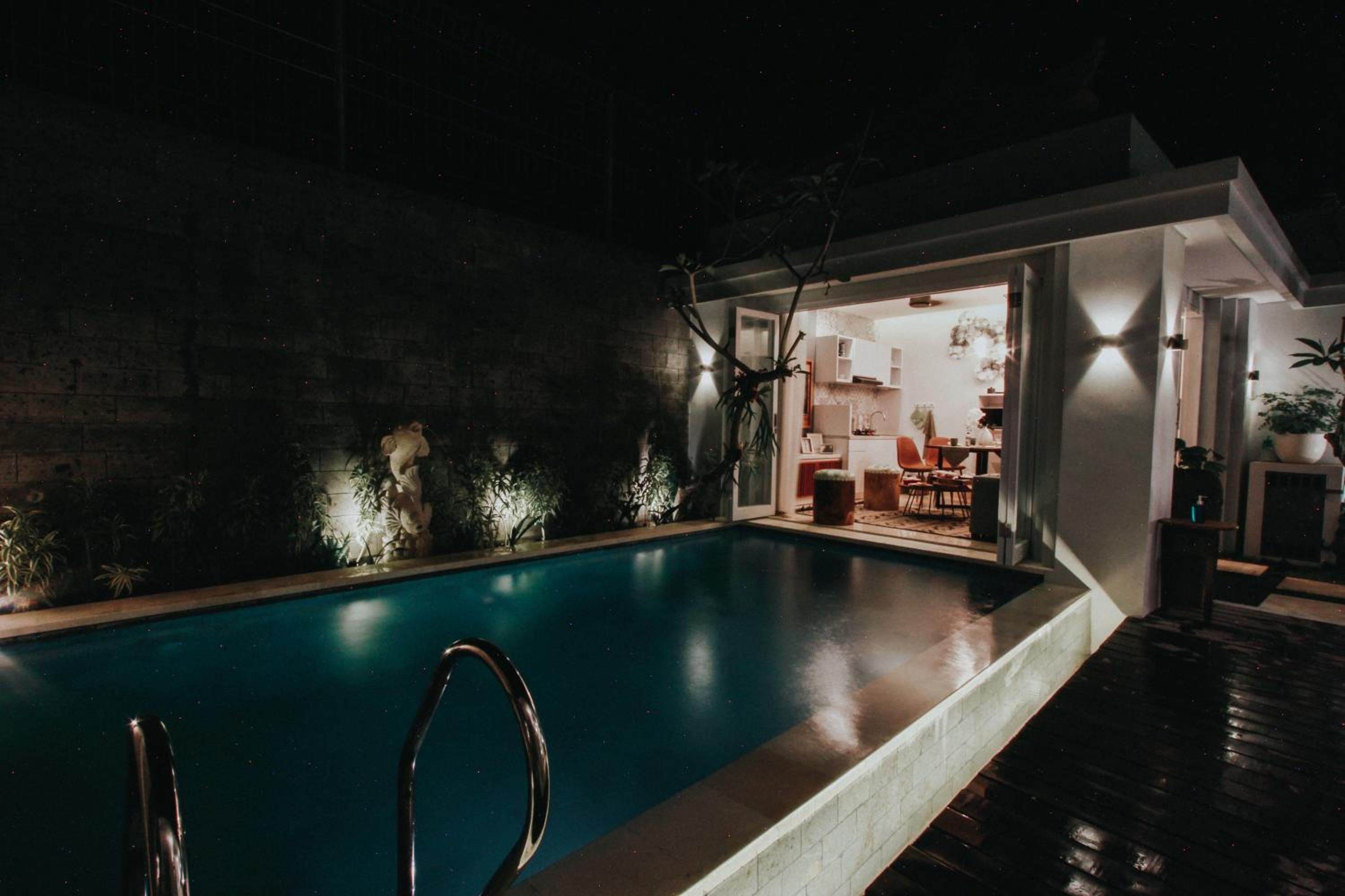 Saka Luxury Villa