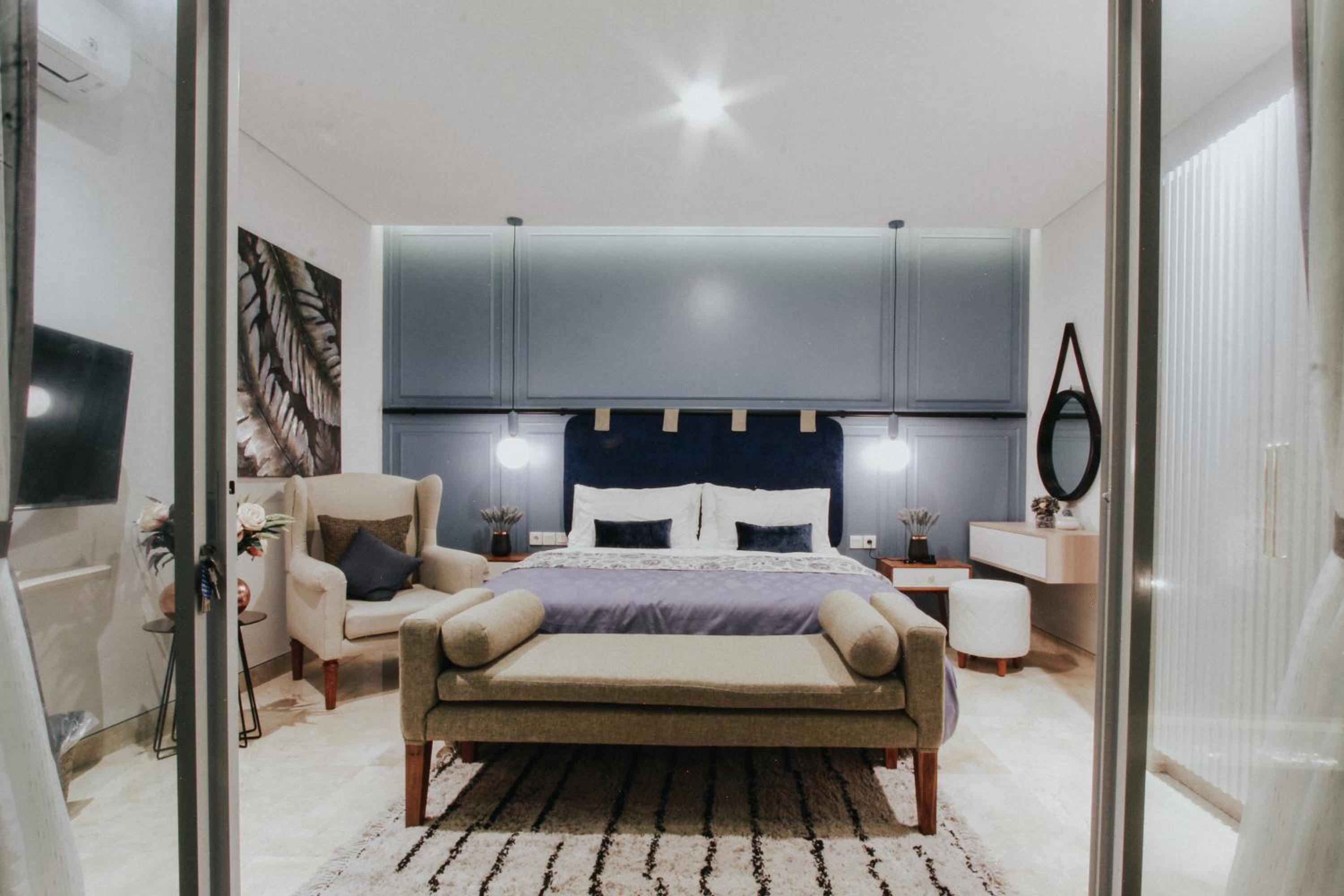 Saka Luxury Villa
