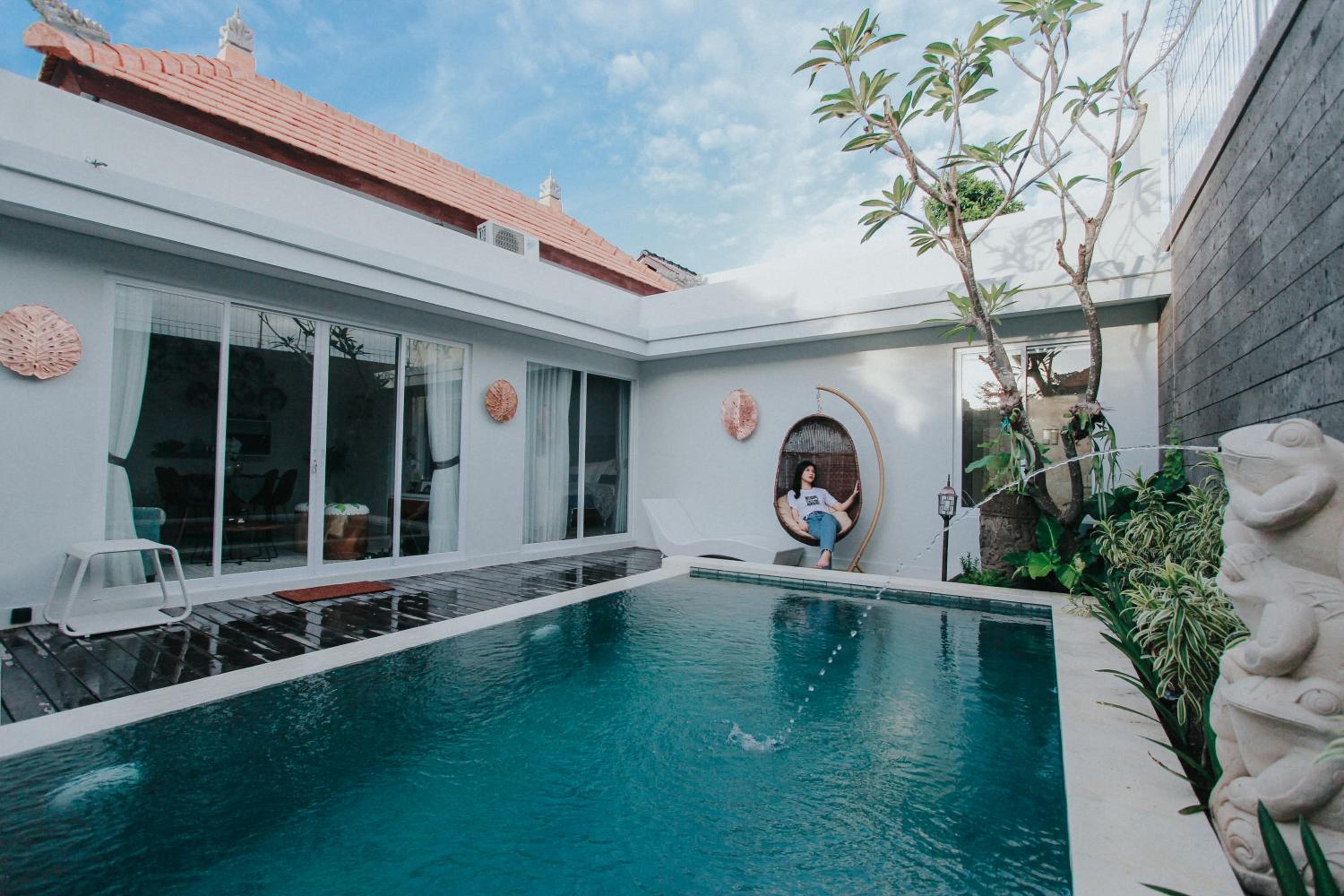 Saka Luxury Villa