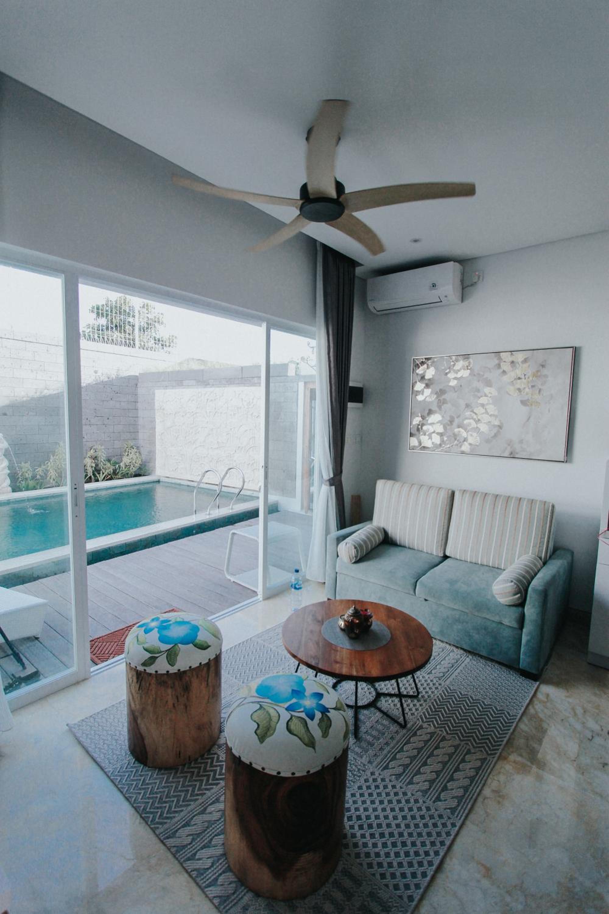 Saka Luxury Villa