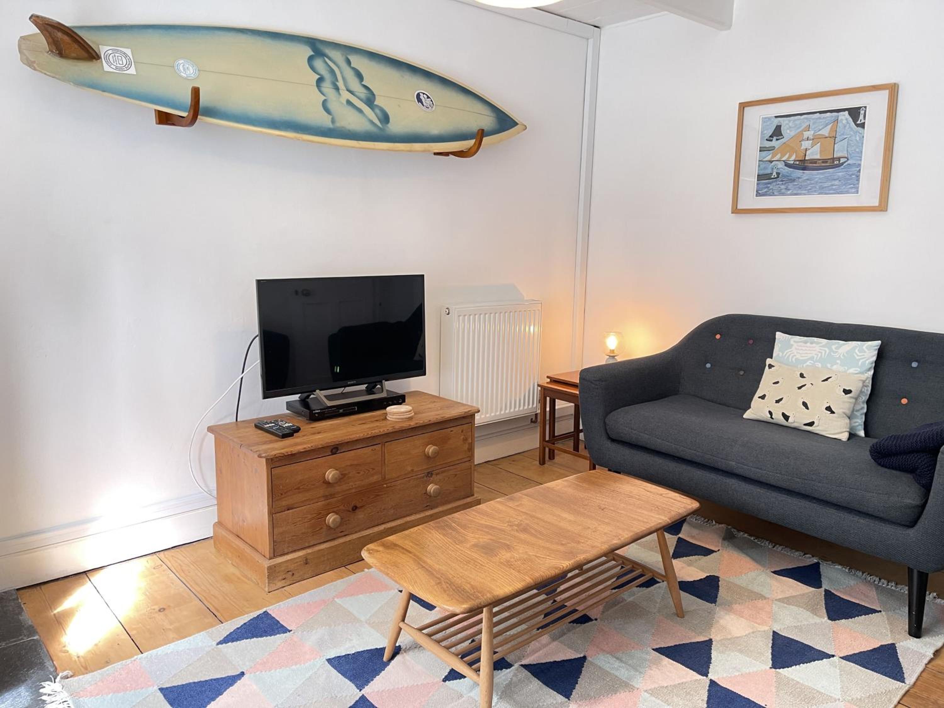 2 Upper Meadow - near to Porthmeor Beach