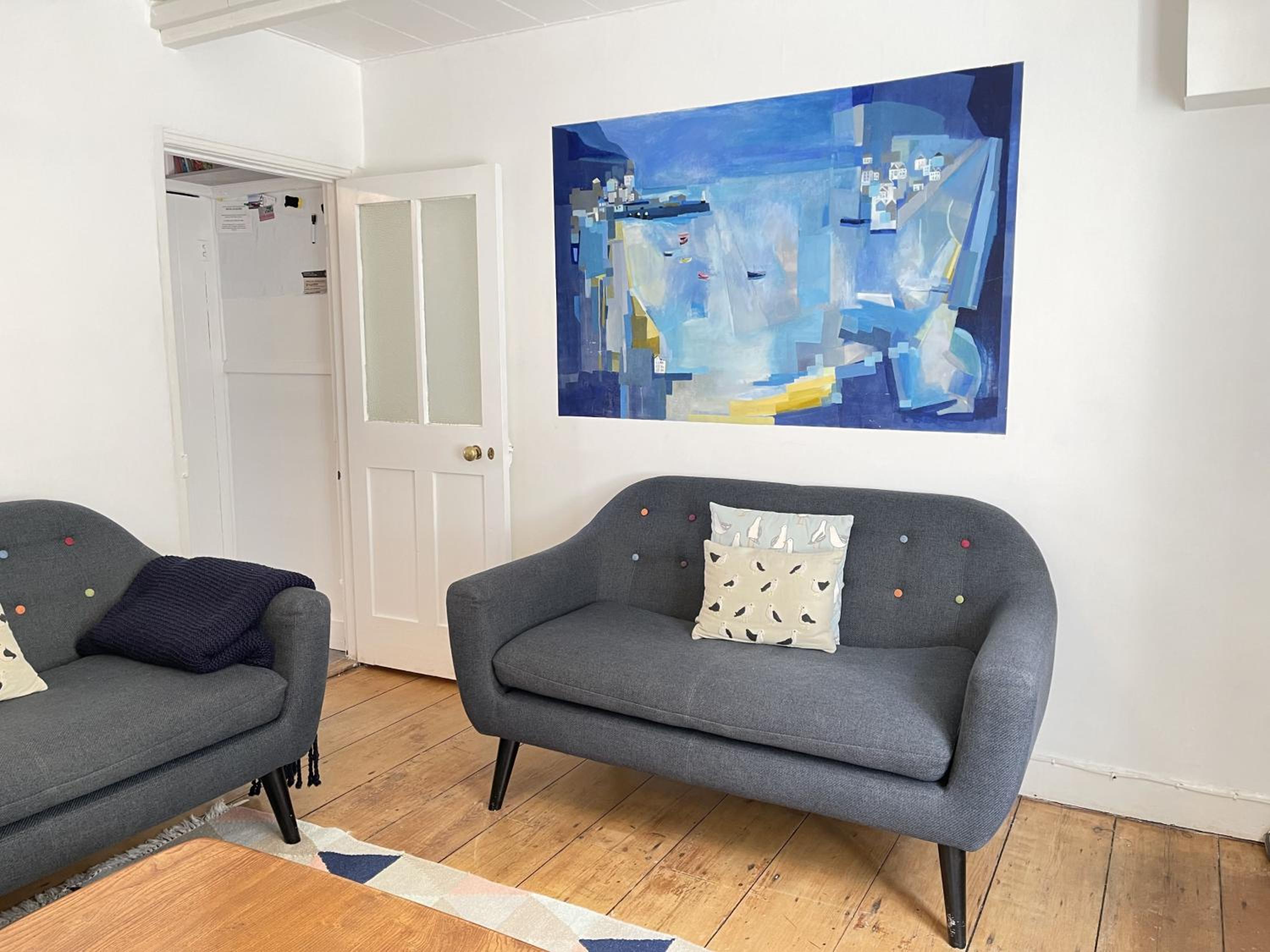 2 Upper Meadow - near to Porthmeor Beach