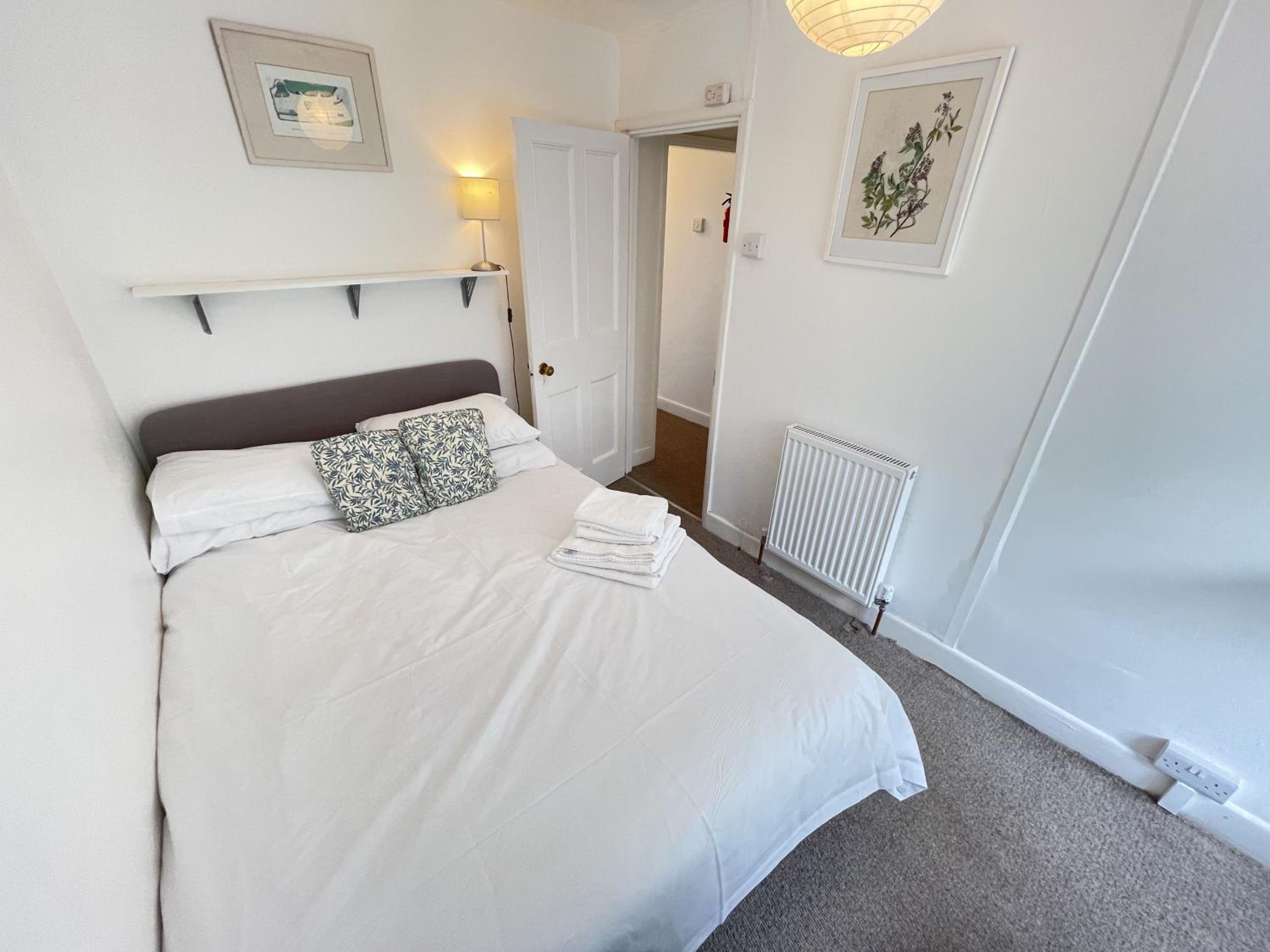 2 Upper Meadow - near to Porthmeor Beach