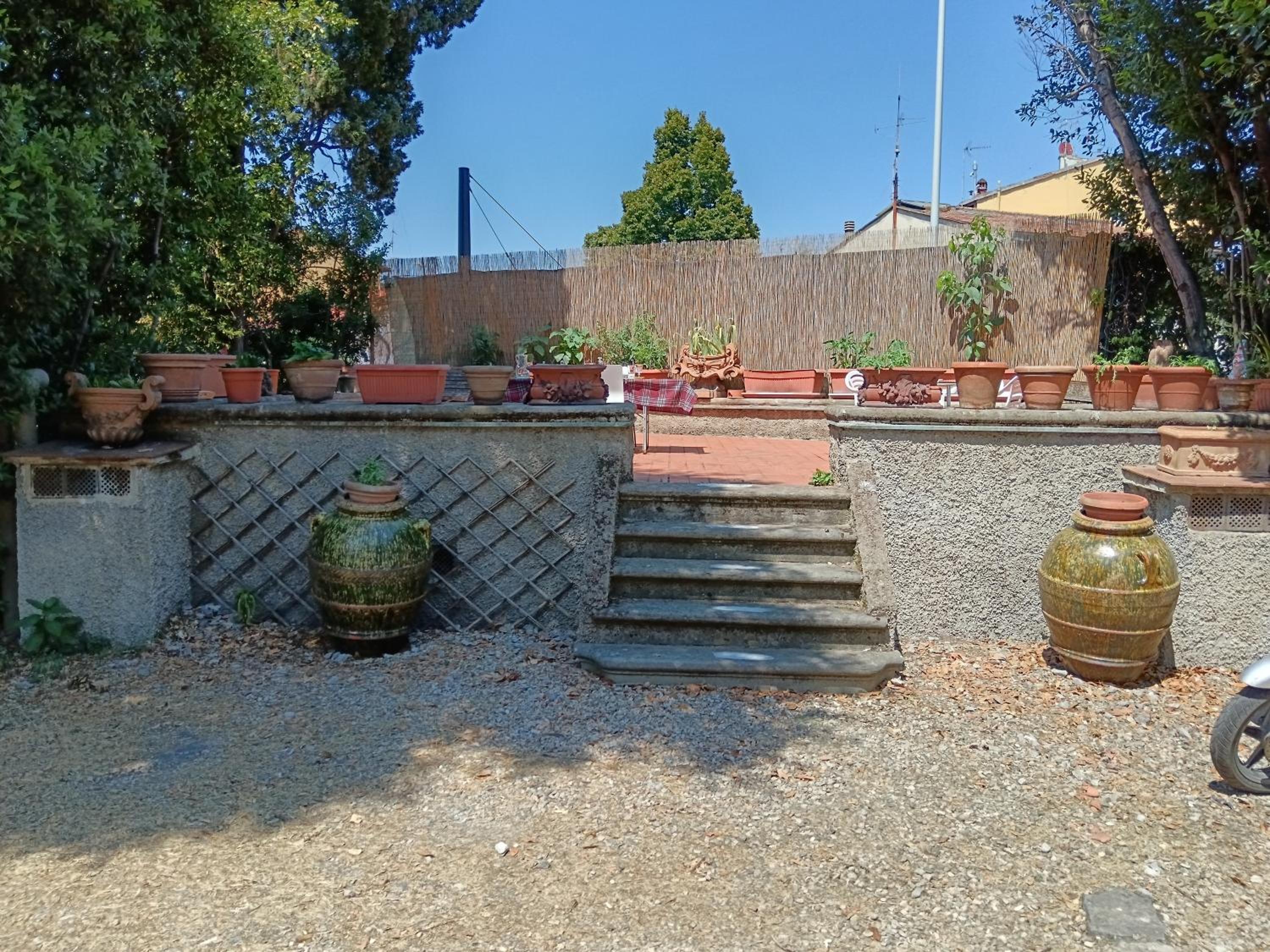 LUNA in Villa Storica, Garden and Parking, Lastrico Solare Esclusivo, Tramvia T1 Centro-Careggi