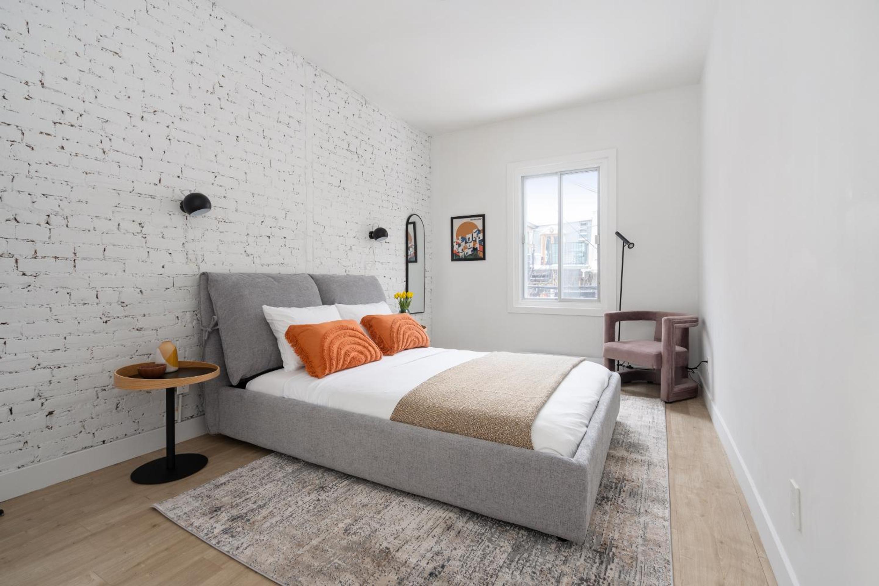 MTL Central Stay Apartments
