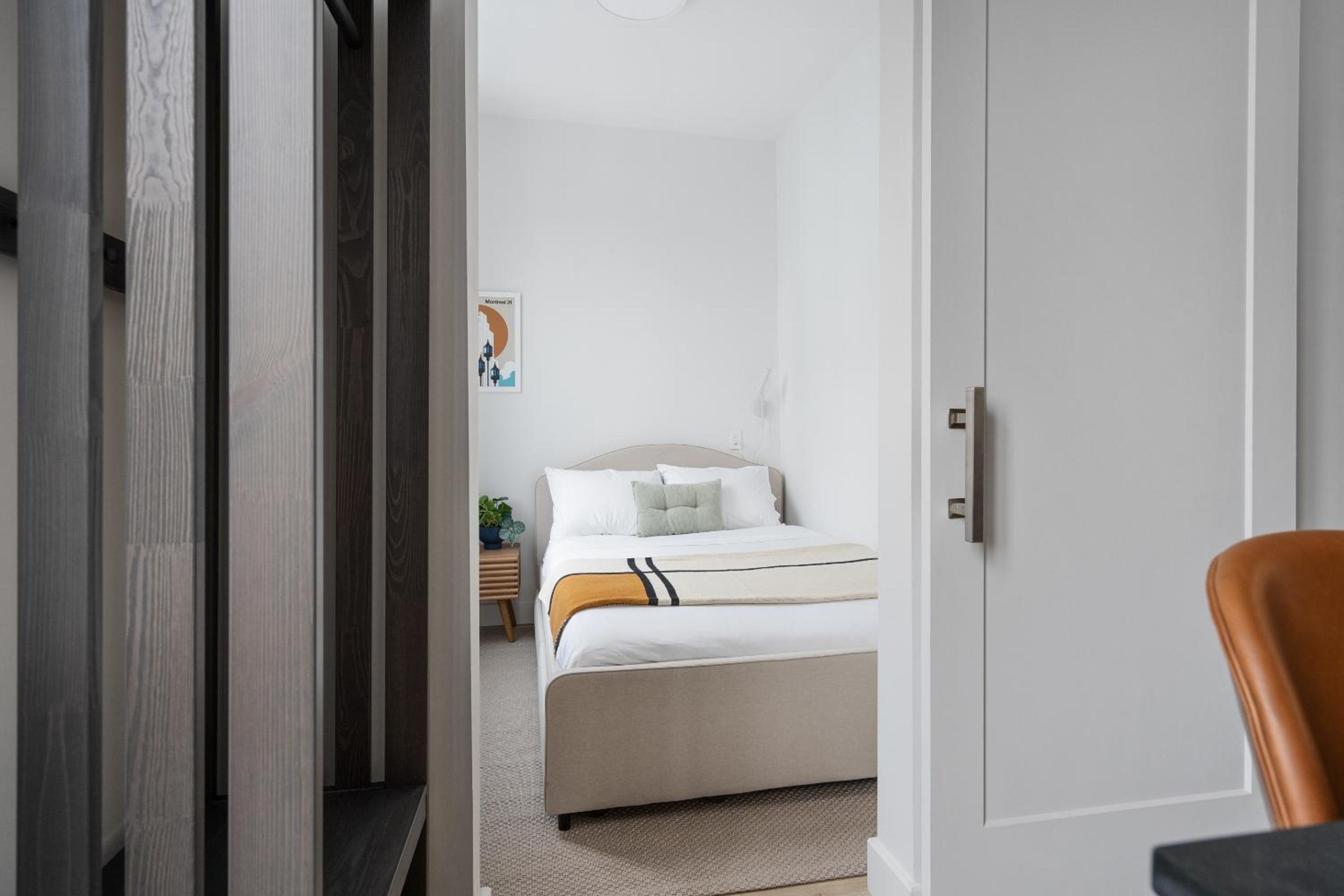 MTL Central Stay Apartments