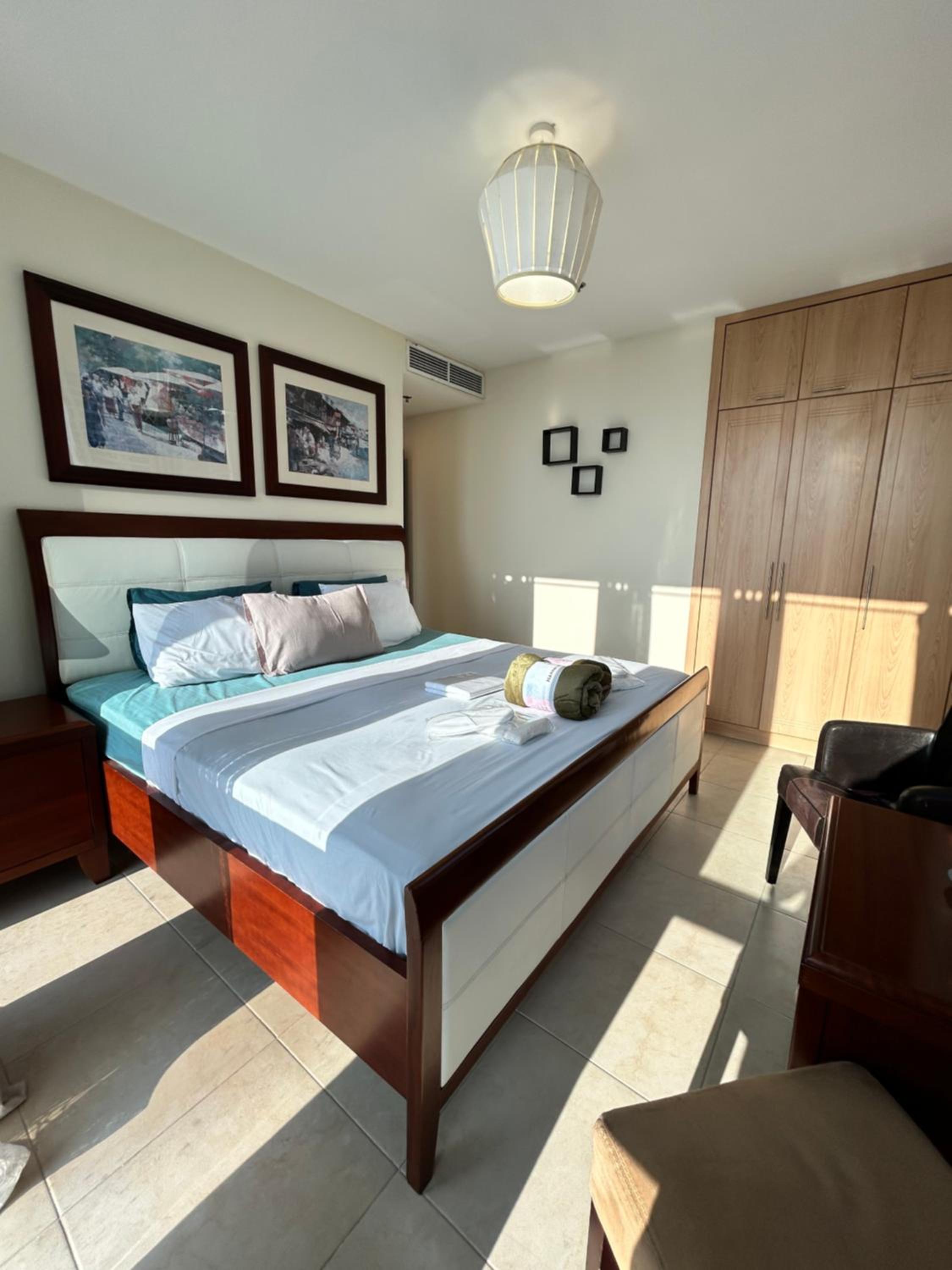 Click Stay - JLT - 2 Bedroom & Balcony Lakes view Entire Apartment -AZ