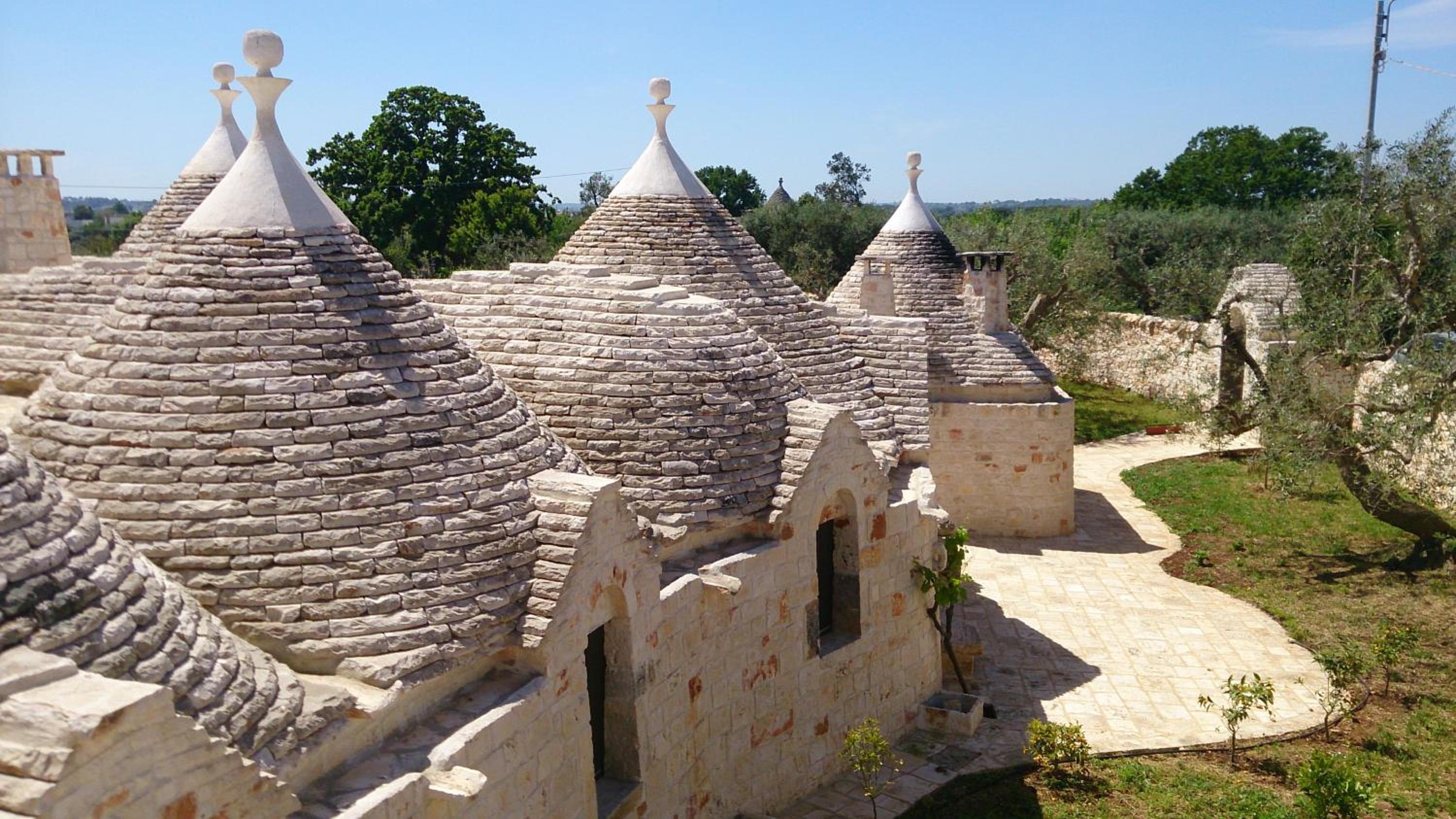 Almapetra Trulli Resort