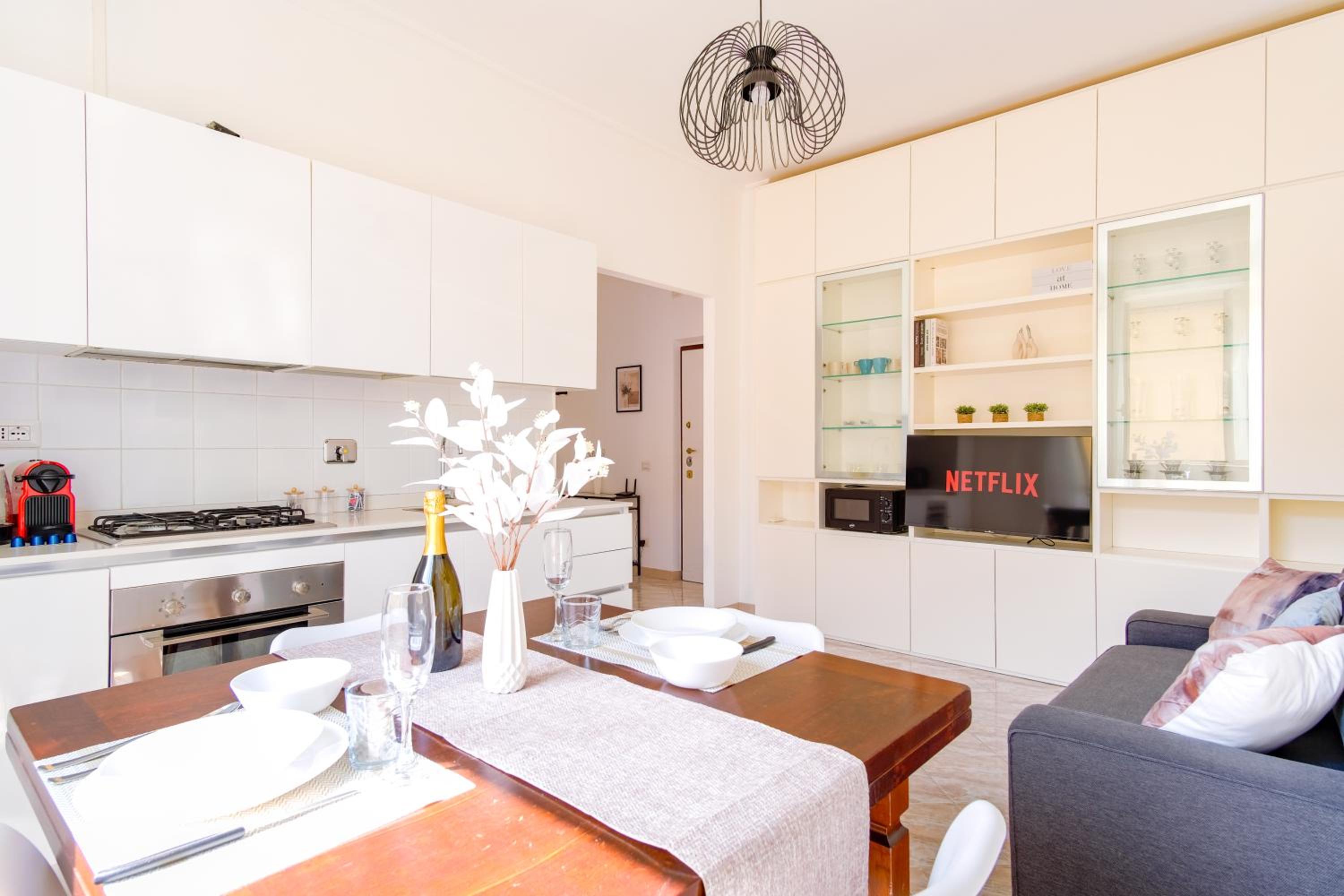 Elegantis Labicana Apartment - Few steps from the Colosseum
