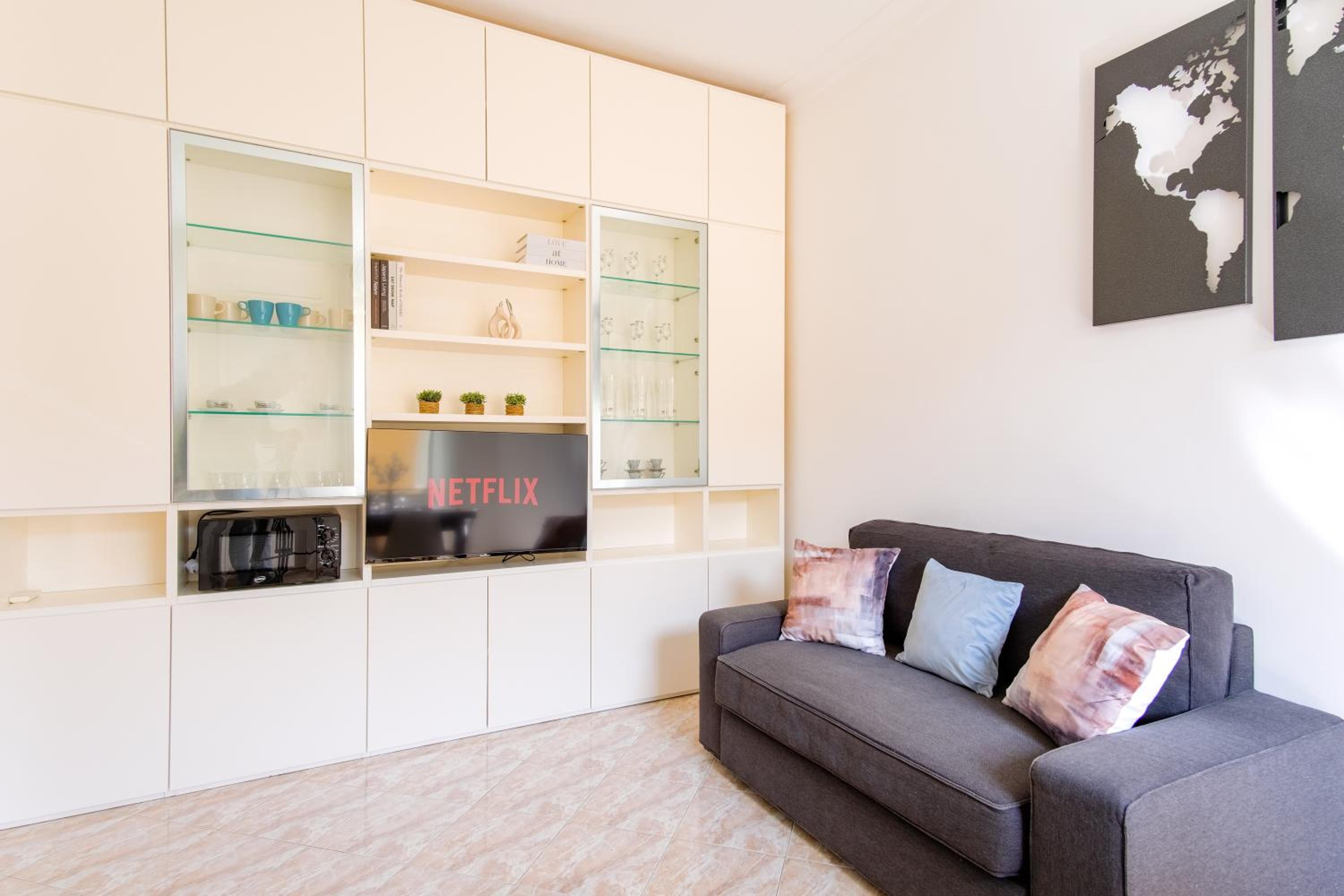 Elegantis Labicana Apartment - Few steps from the Colosseum