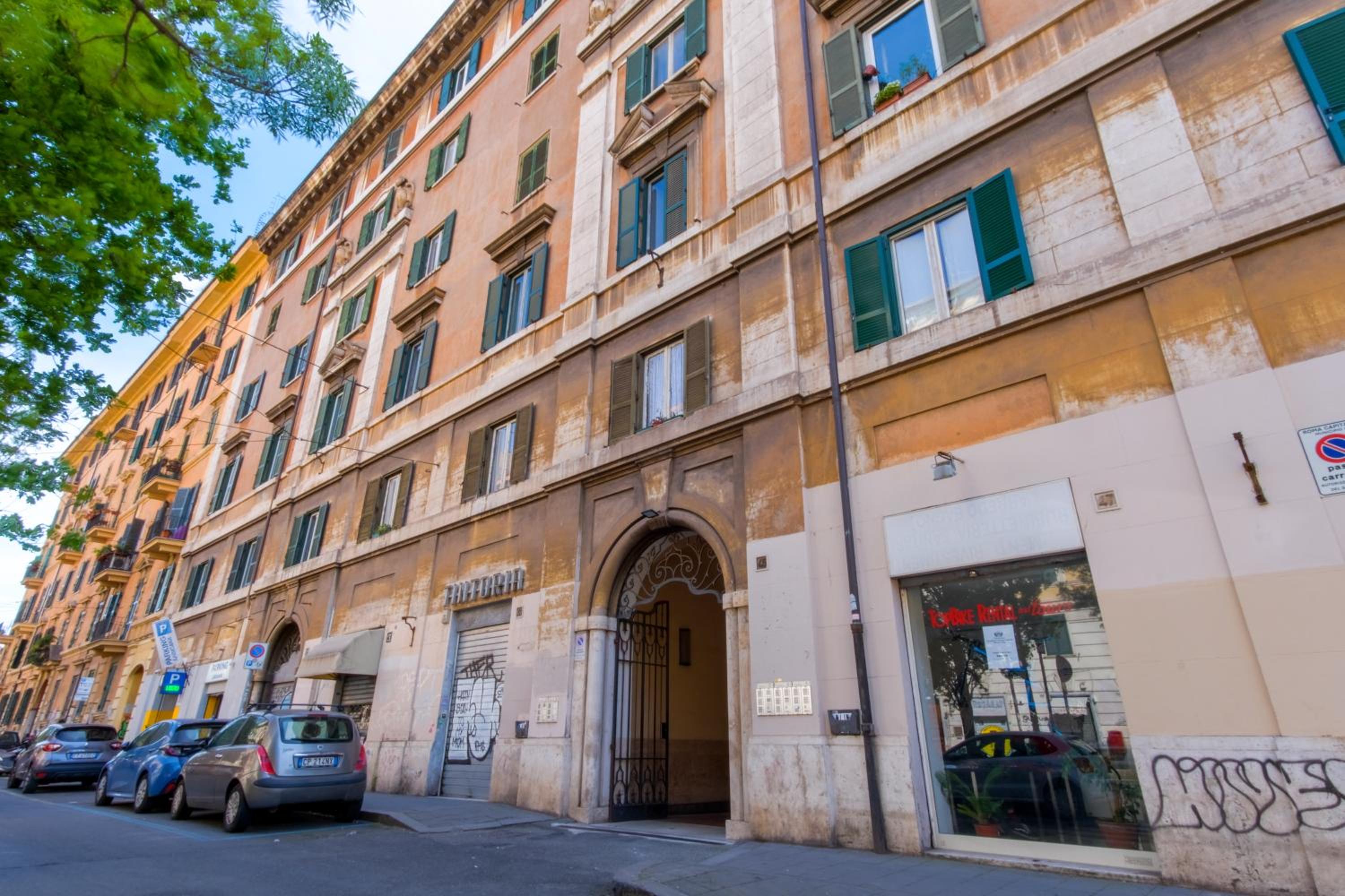 Elegantis Labicana Apartment - Few steps from the Colosseum