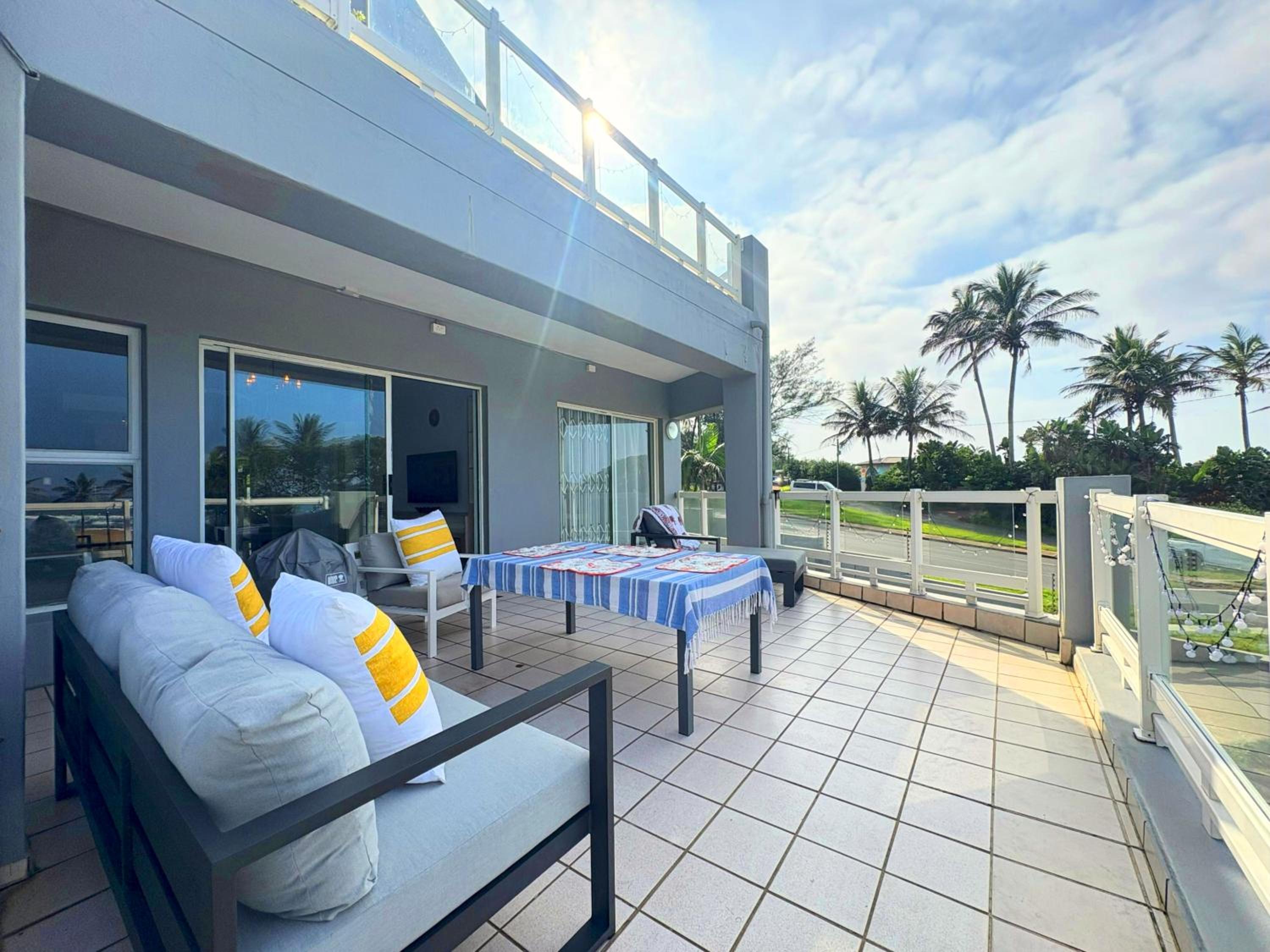 The Waves Beachfront Stay - Gleneagles