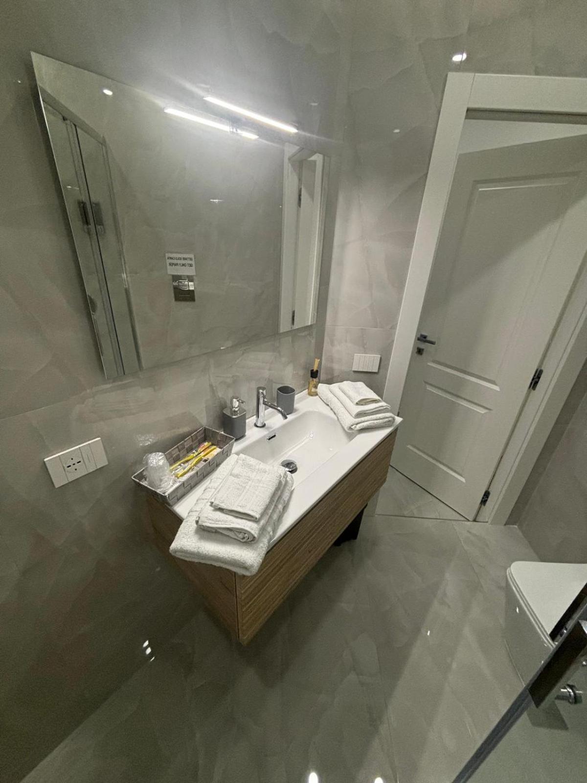 Vincenz Room Napoli