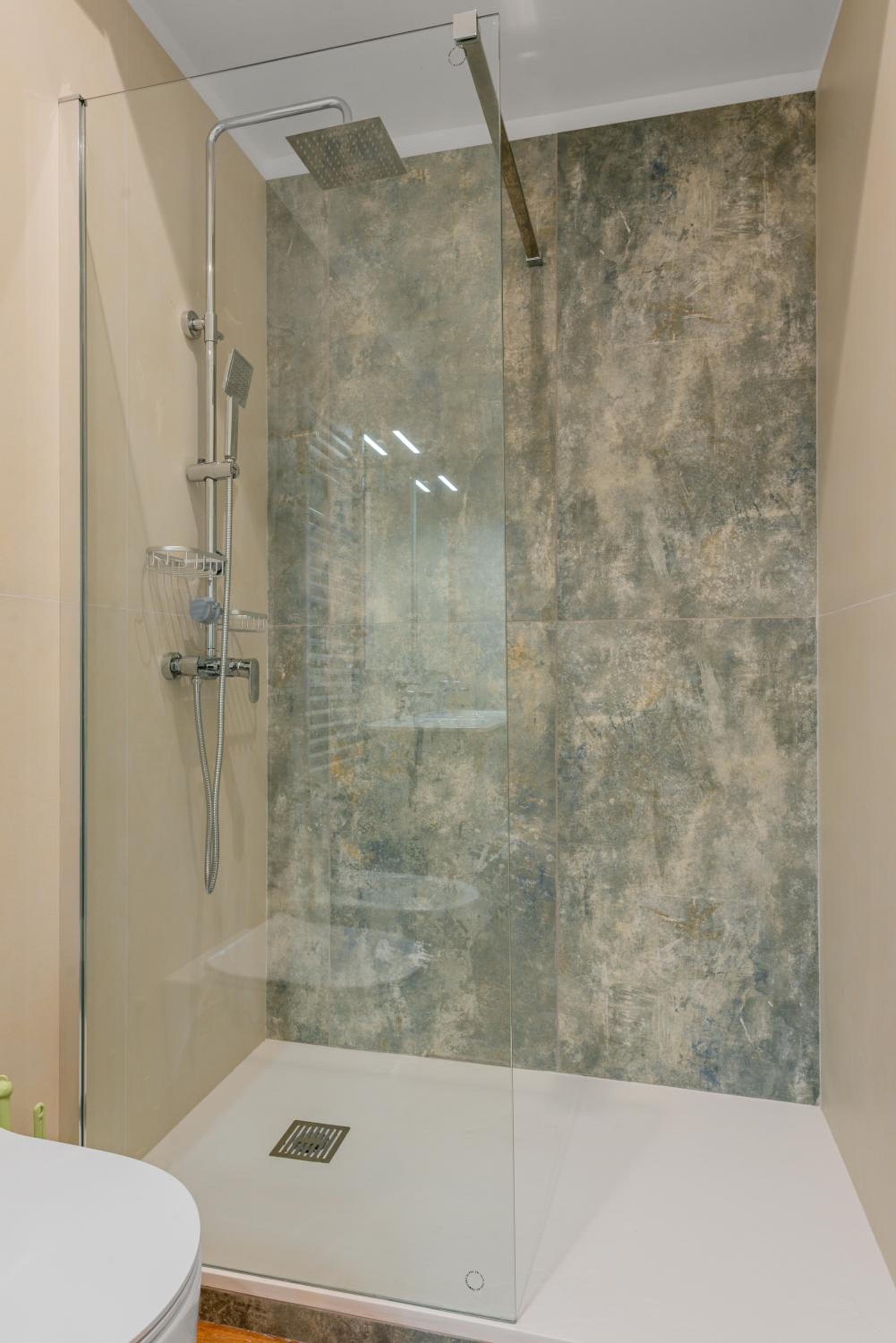 Casa vacanze Delina- Luxury Apartment metro A
