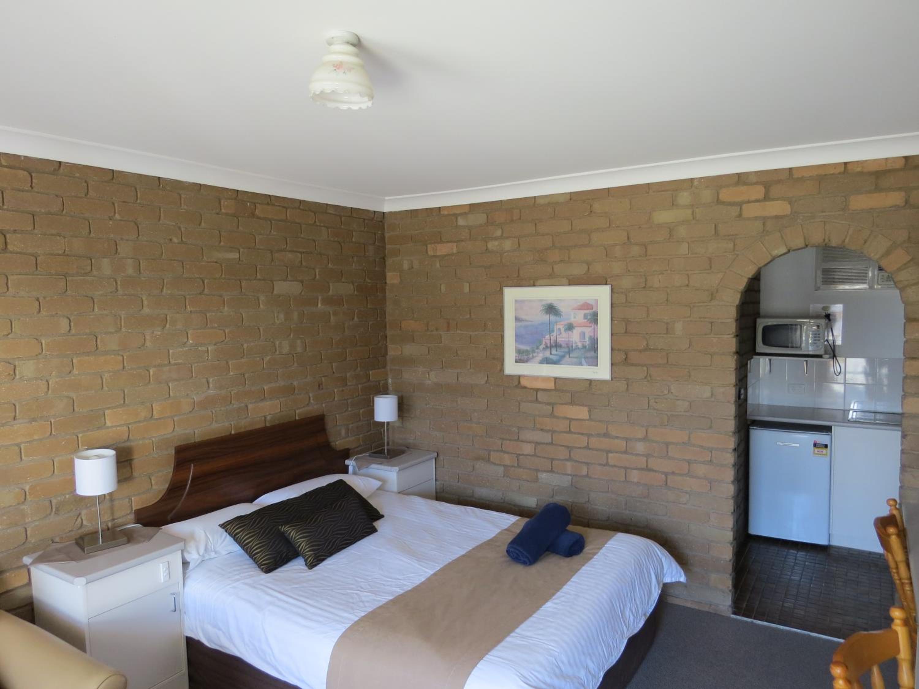 Albury Classic Motor Inn
