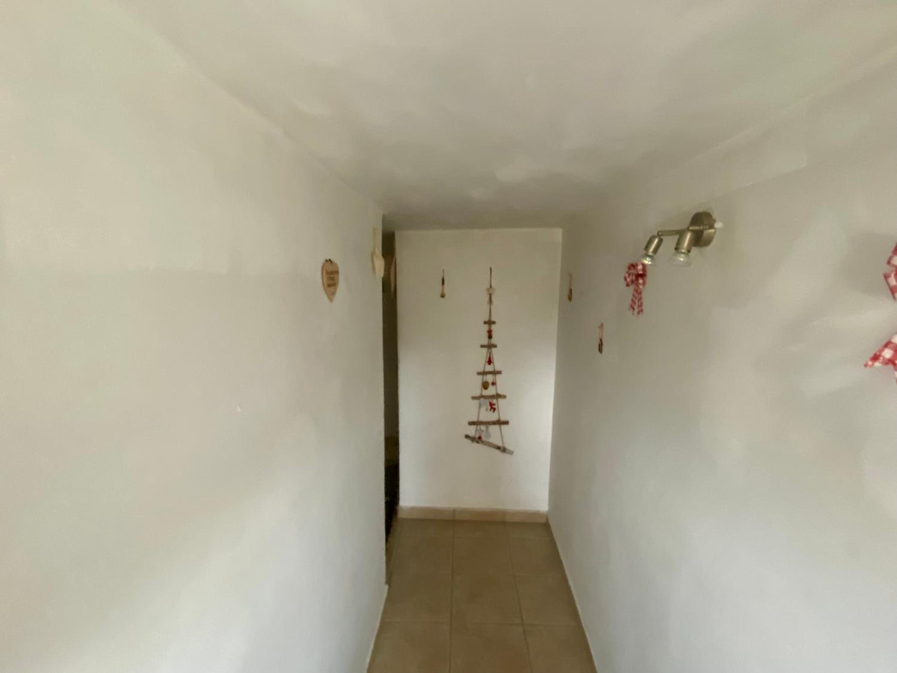 20 mins from city centre, rural house