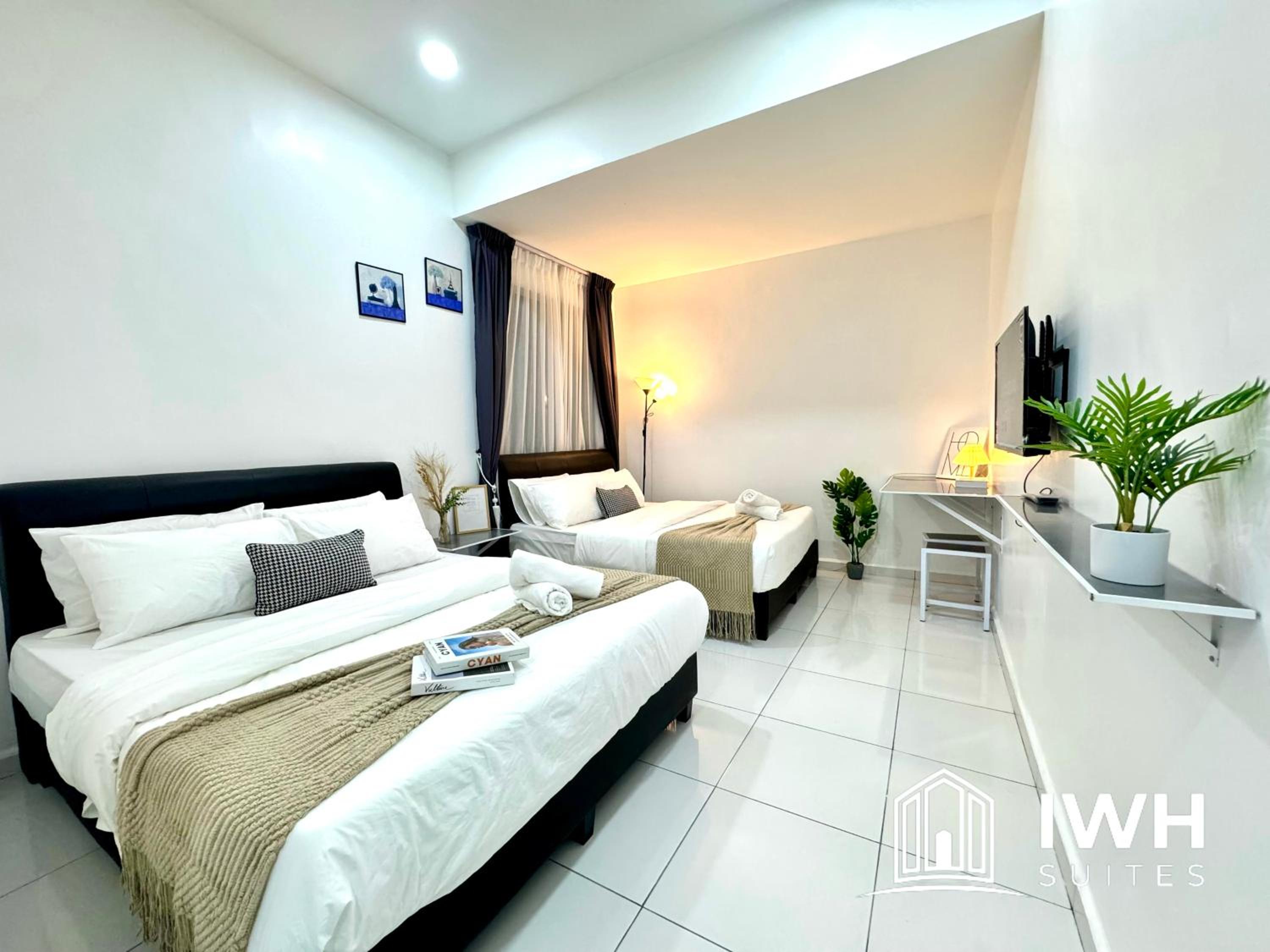 Ipoh Lahat Mines Private Pool Lake Villa by IWH Suites