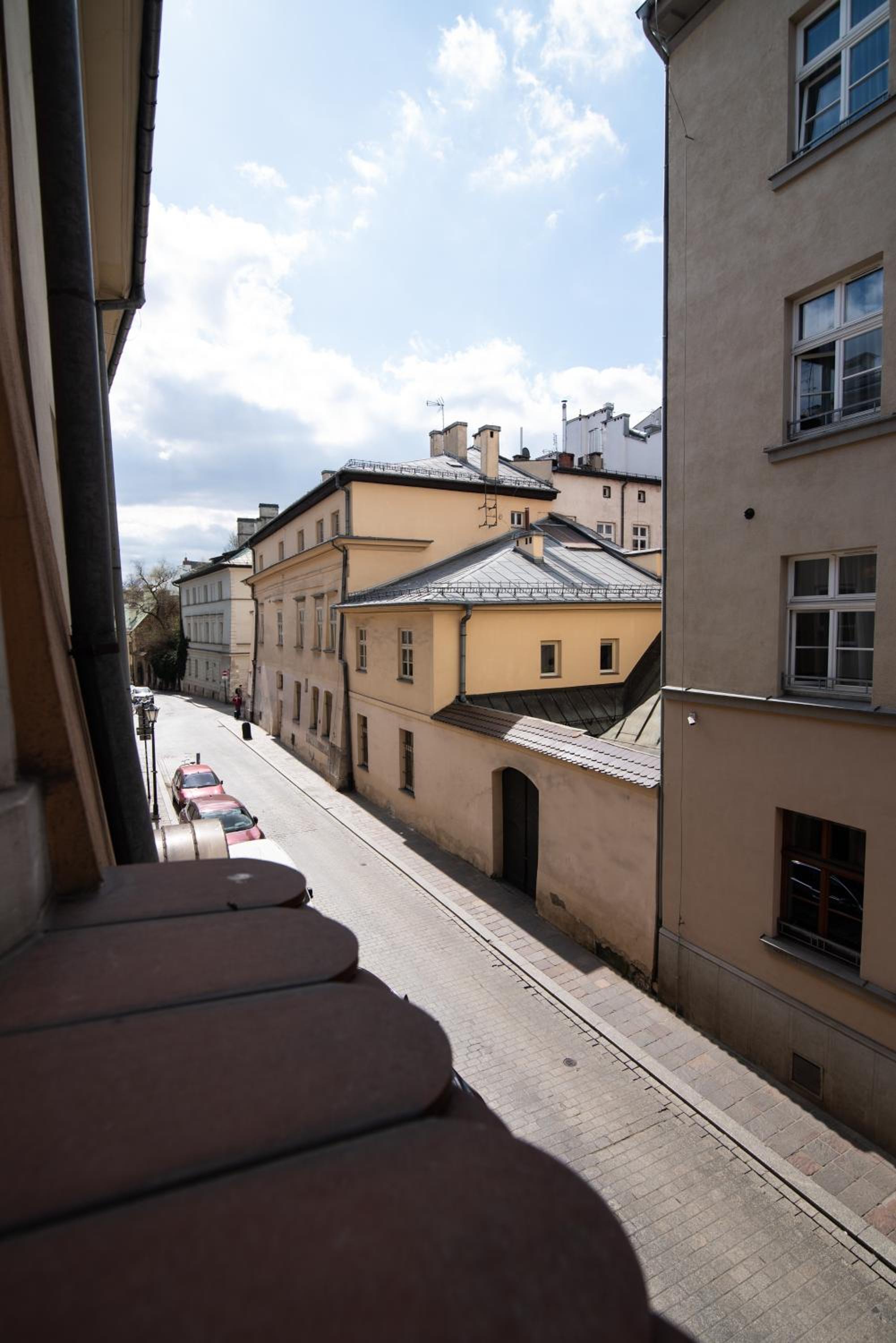 Central Apartment next to the Old Town Square by Kings City