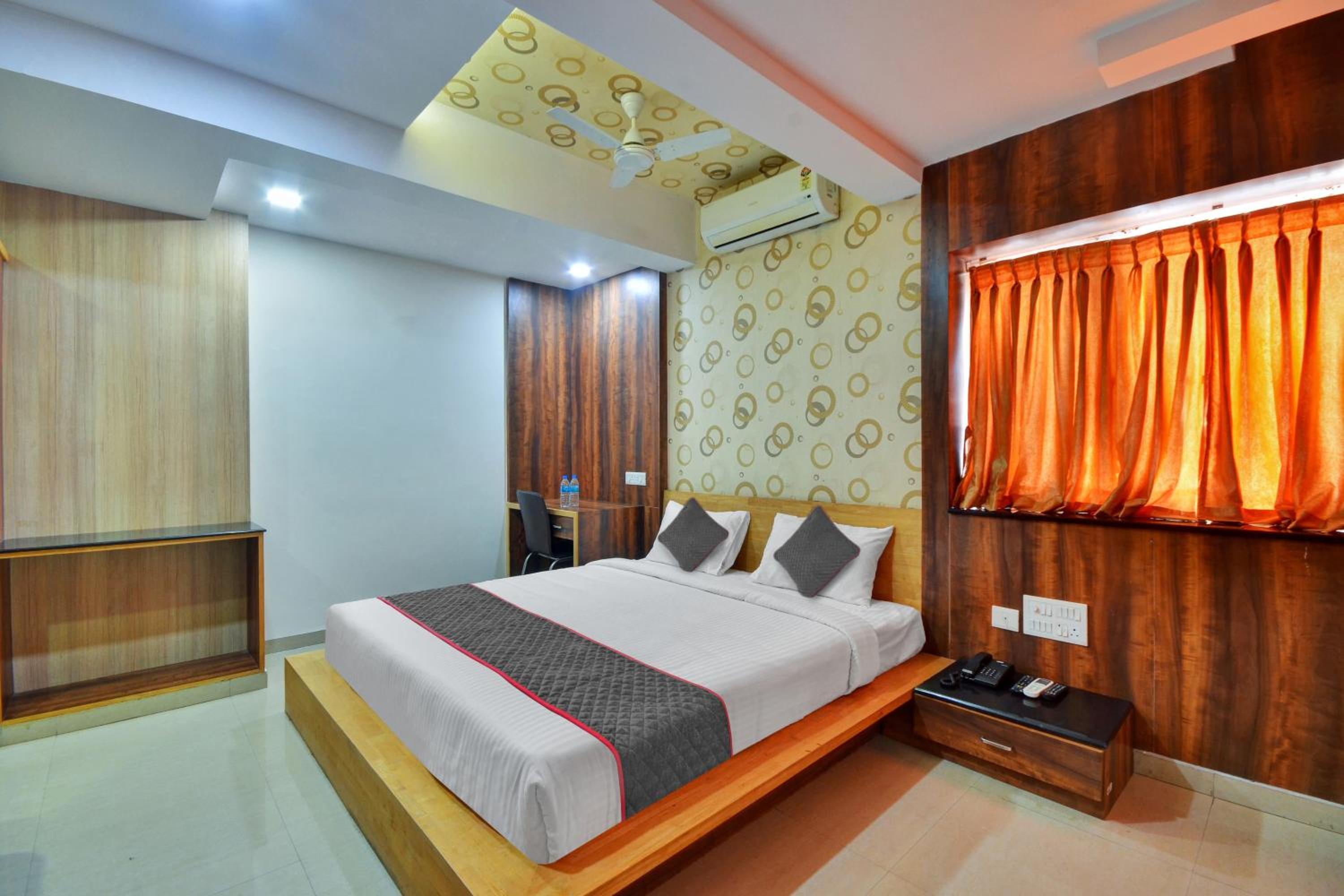FabHotel Grand Gunas, photo 18