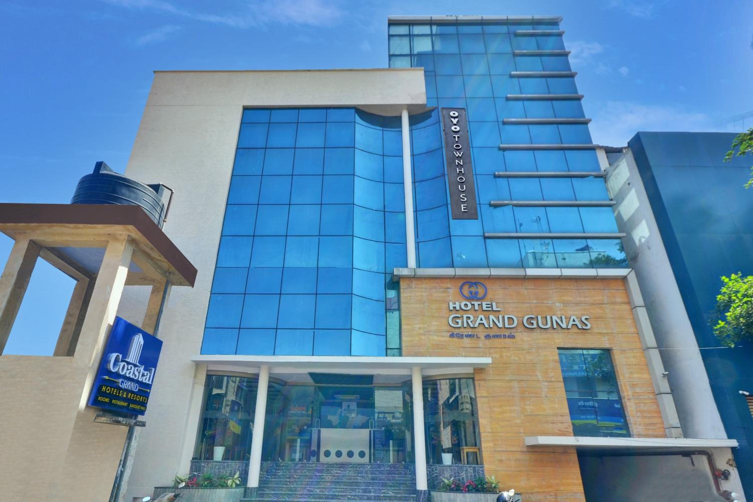FabHotel Grand Gunas, photo 38