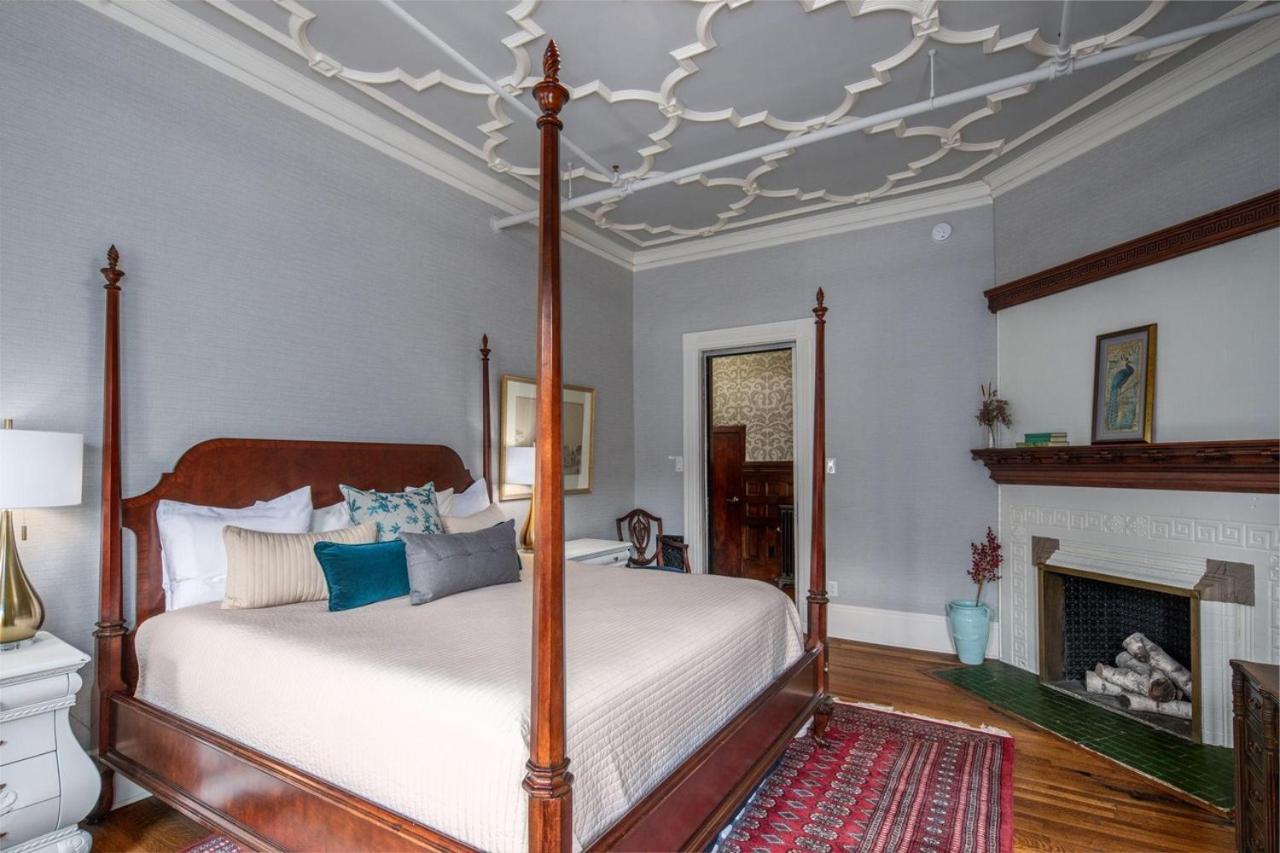 The New Victorian Mansion Bed & Breakfast