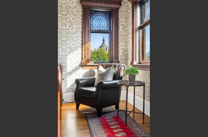 The New Victorian Mansion Bed & Breakfast