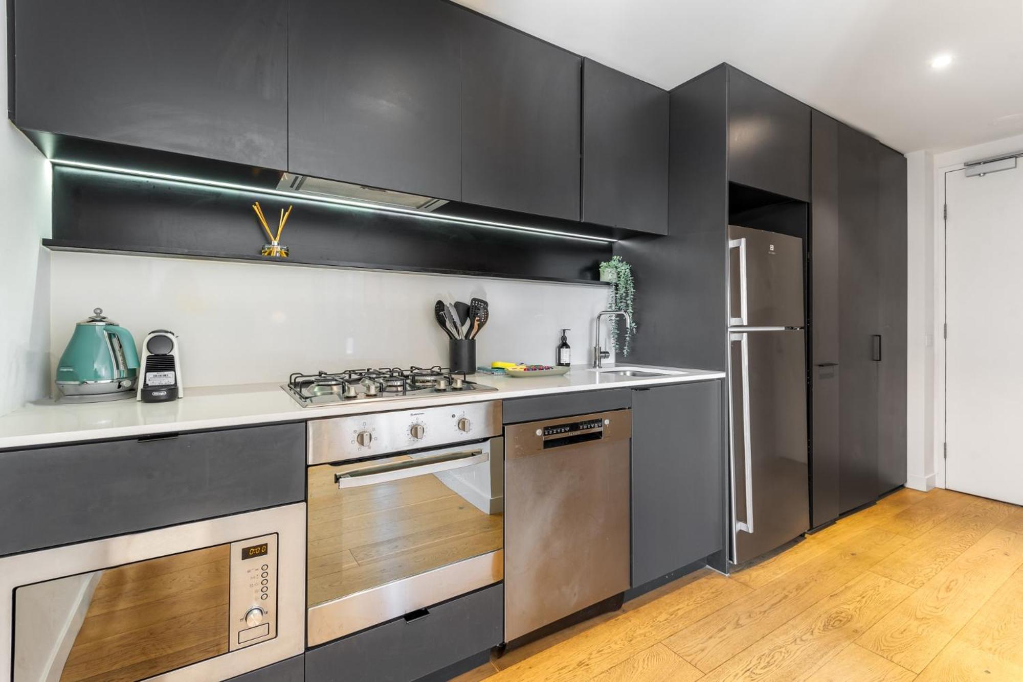 Collingwood Cool 2-Bed, Balcony, Gym, Rooftop
