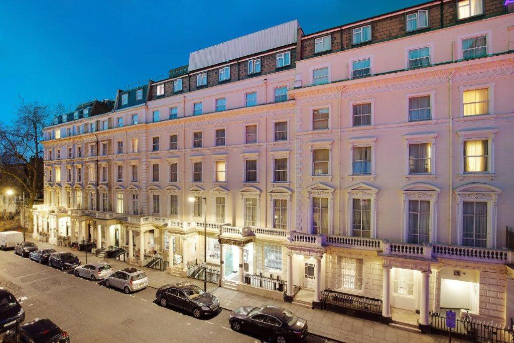 Queens Park Hotel