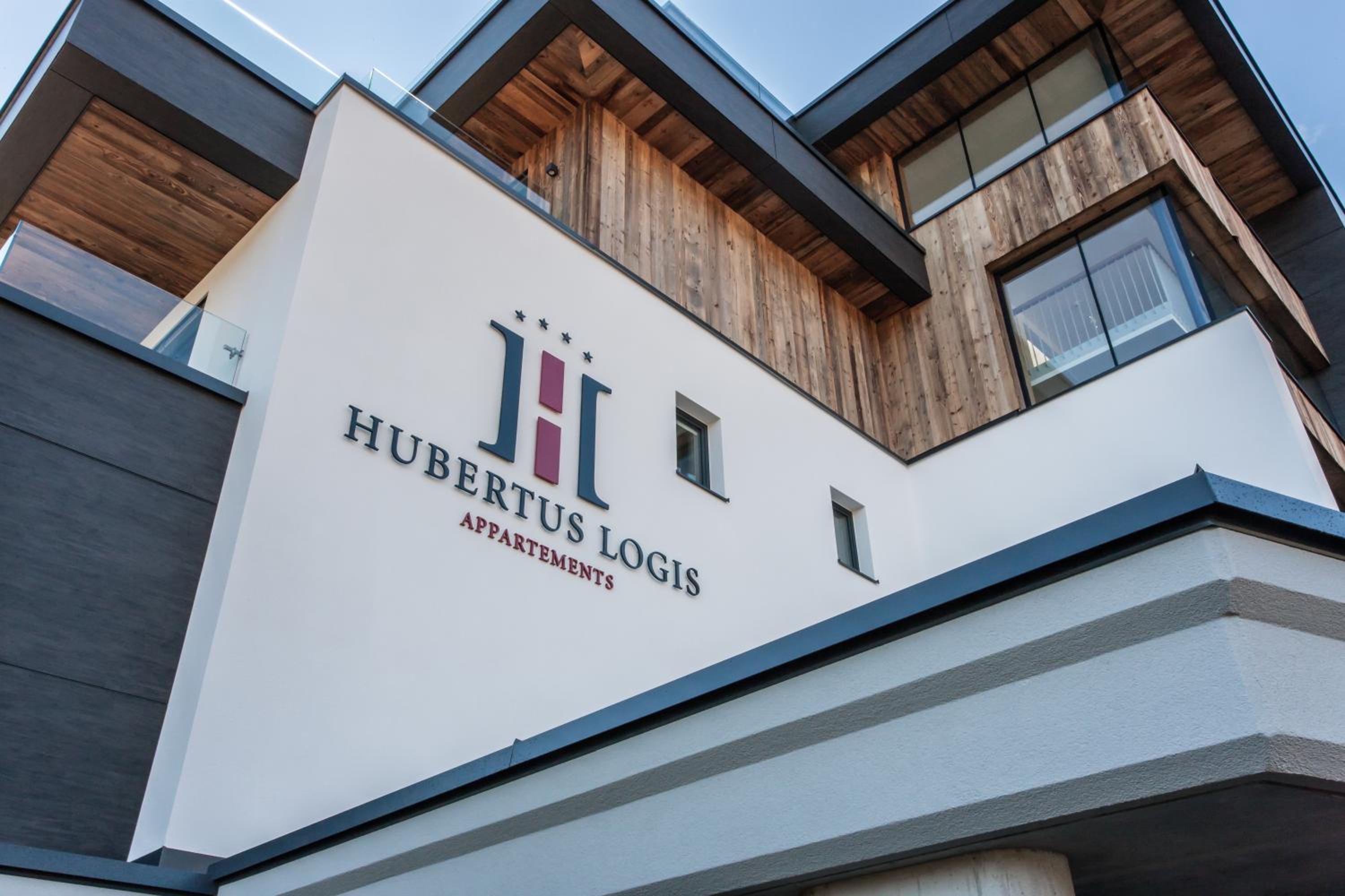Hubertus Apartments