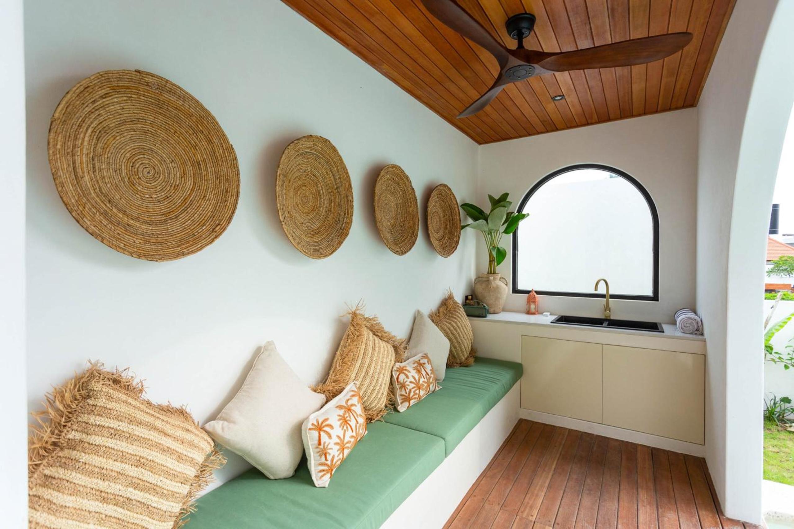 Villa Oria Canggu - Brand new 3BR mediterranean Villa with Ricefield sunset view