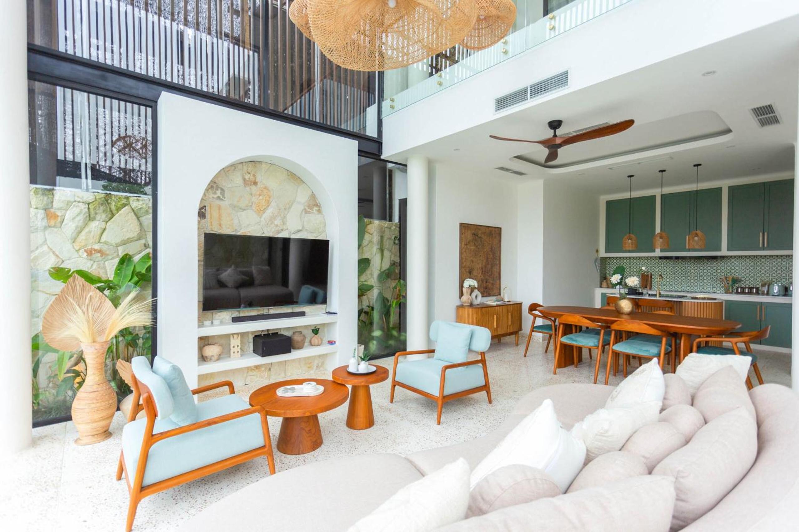Villa Oria Canggu - Brand new 3BR mediterranean Villa with Ricefield sunset view