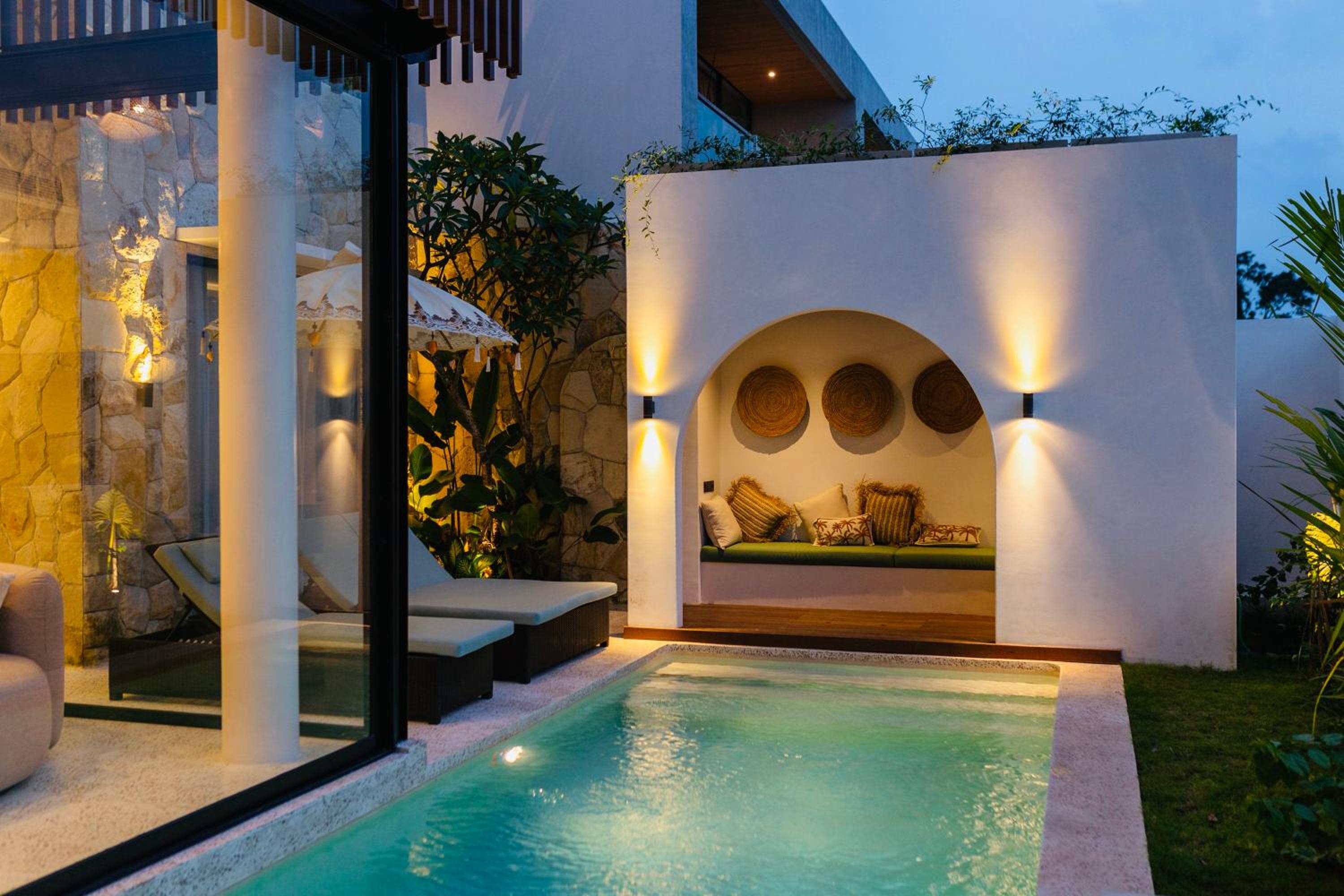 Villa Oria Canggu - Brand new 3BR mediterranean Villa with Ricefield sunset view