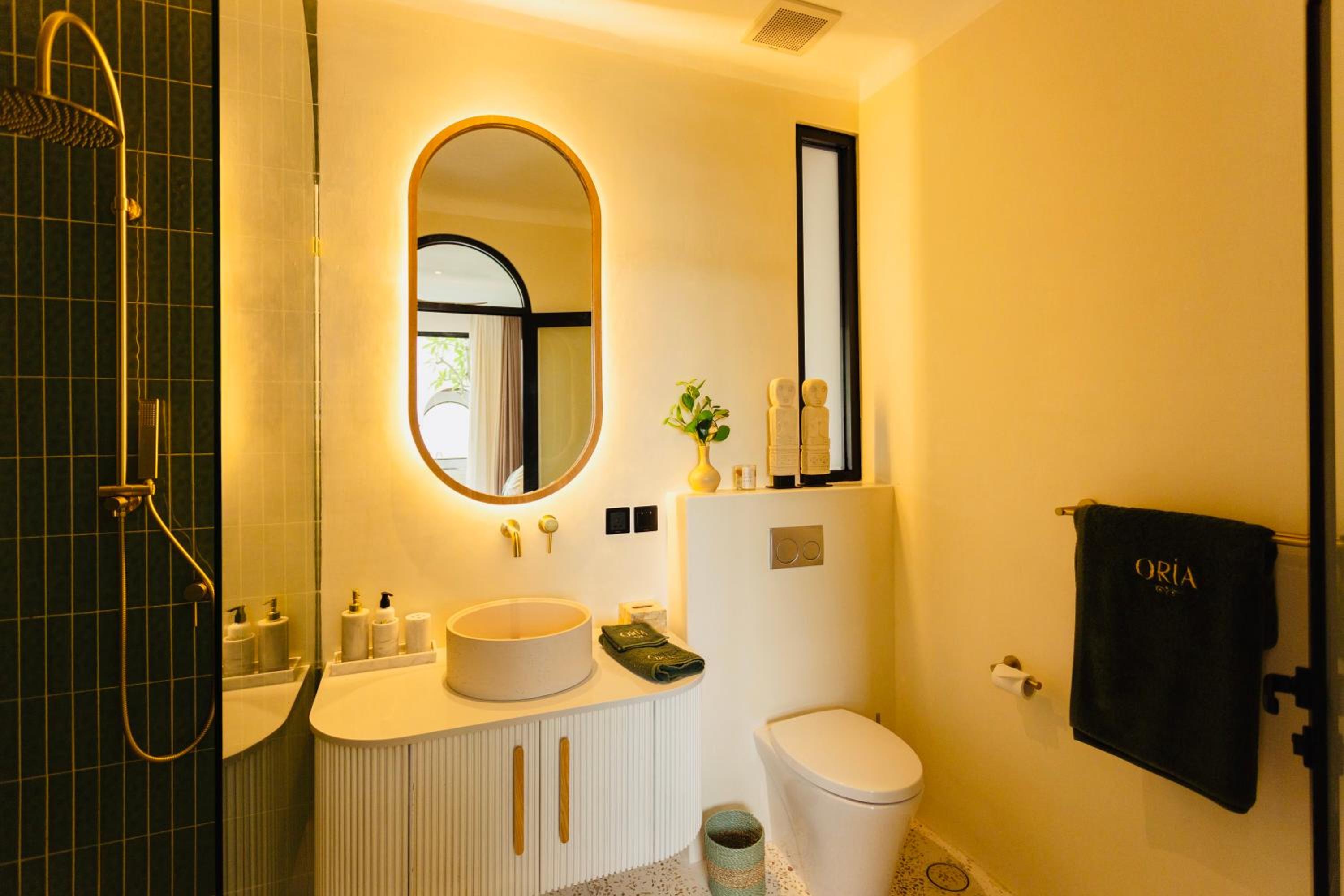 Villa Oria Canggu - Brand new 3BR mediterranean Villa with Ricefield sunset view