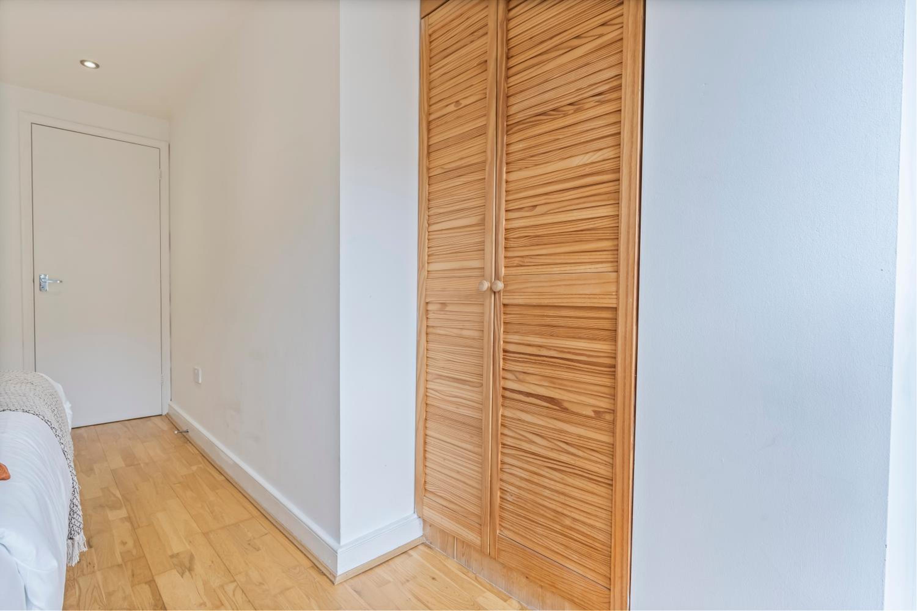 Stylish 2 Bed Flat North London
