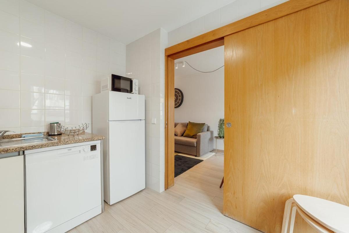 Stylish Flat by Hosty