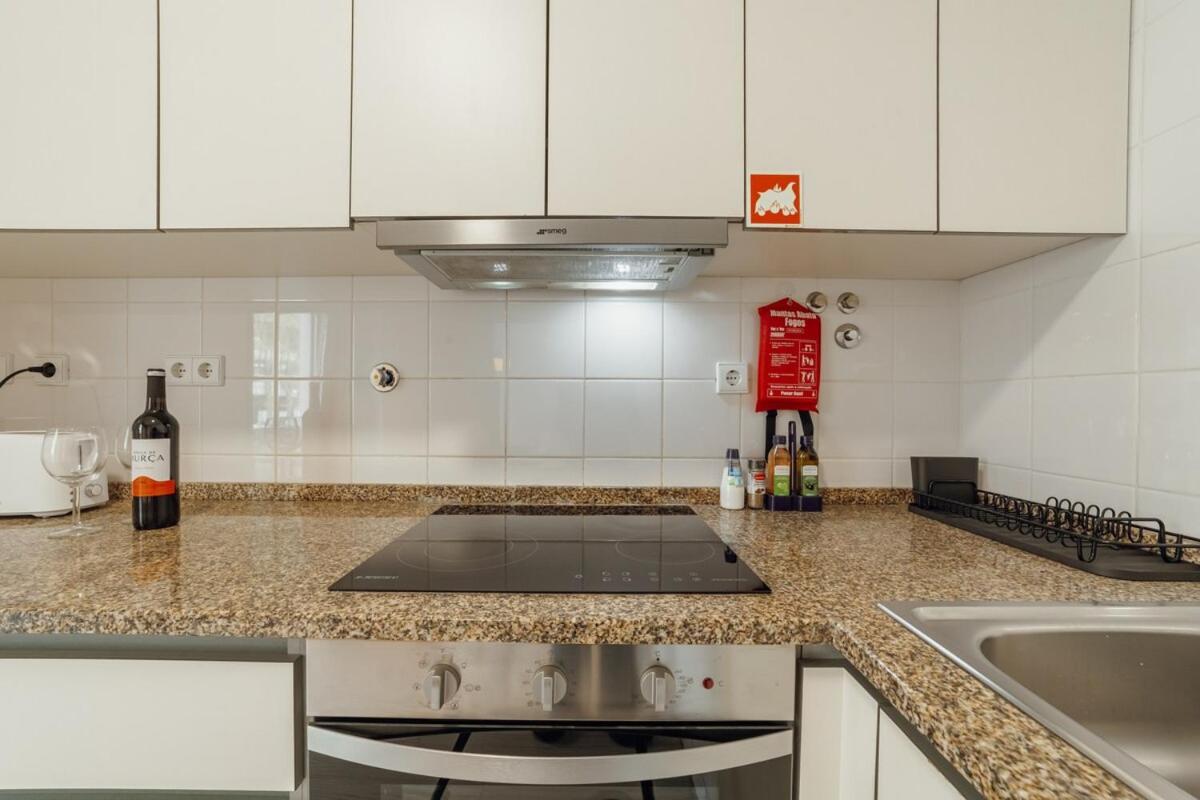 Stylish Flat by Hosty