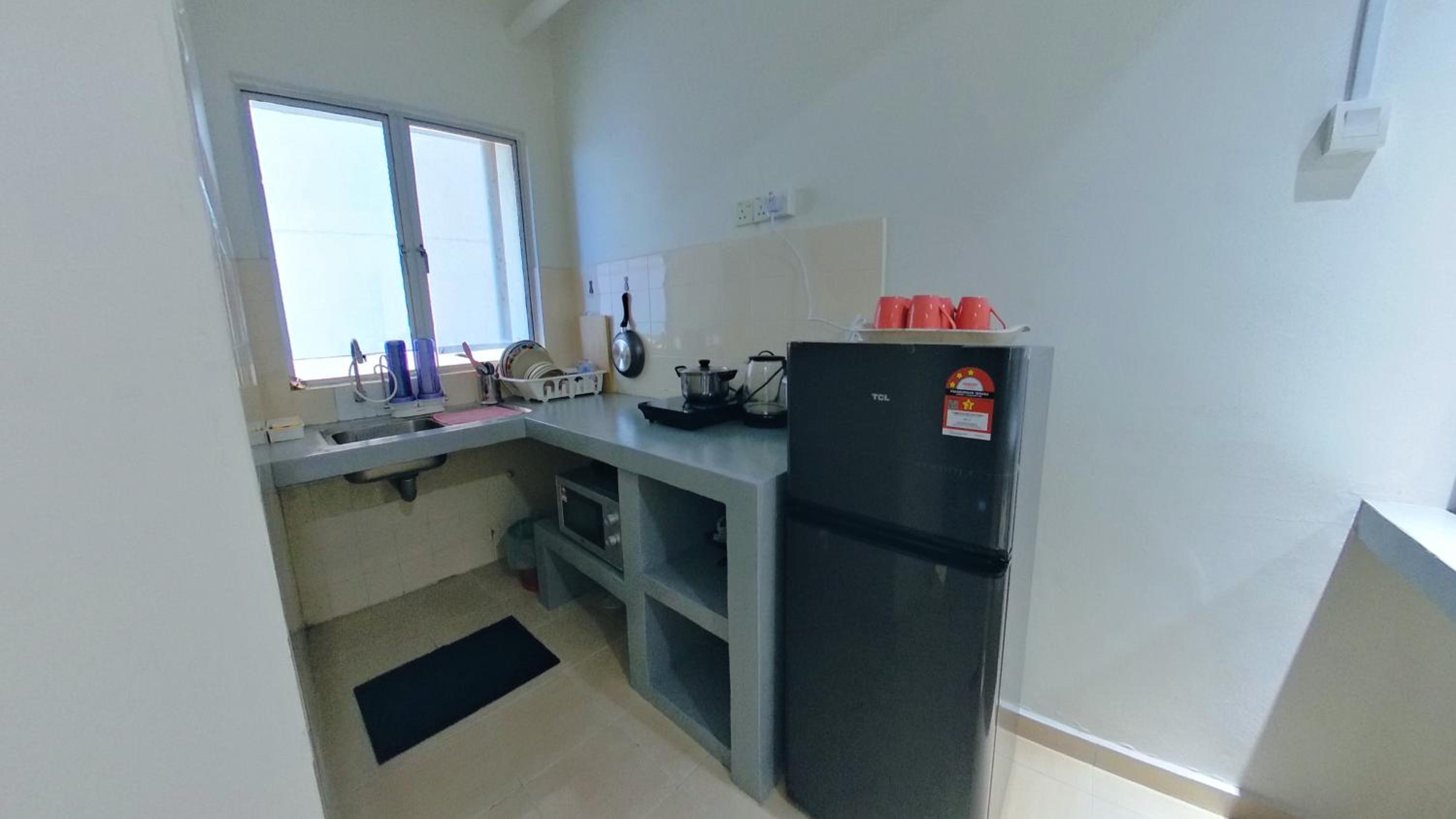 Beachfront 2-5pax, Free parking , swimming pool