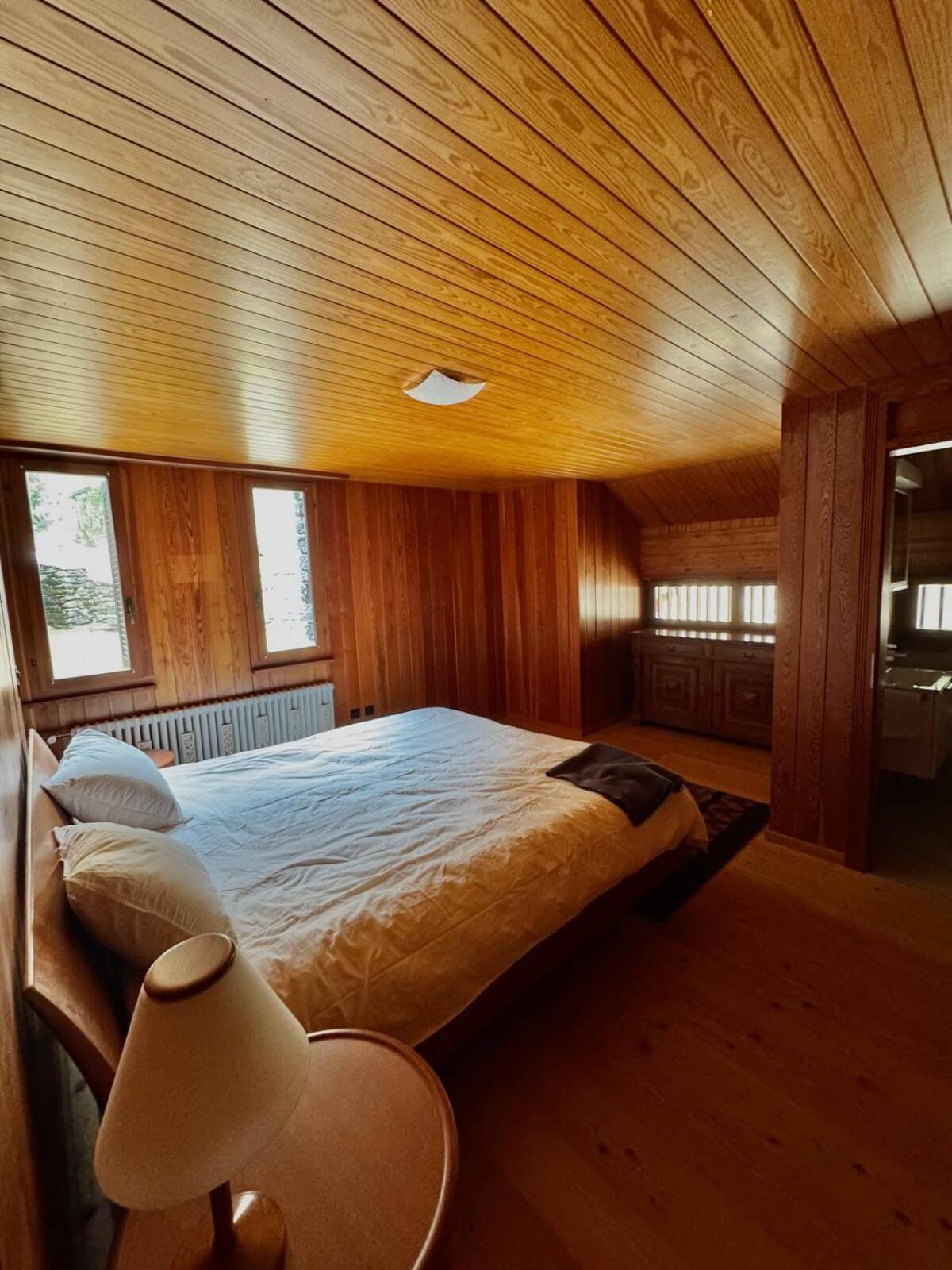 Private 3-story villa in Val calanca, Rossa