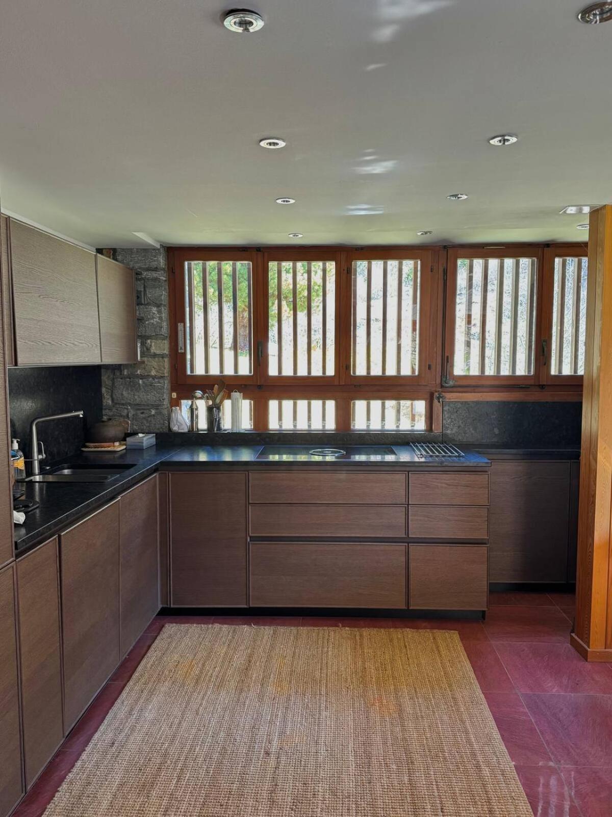 Private 3-story villa in Val calanca, Rossa