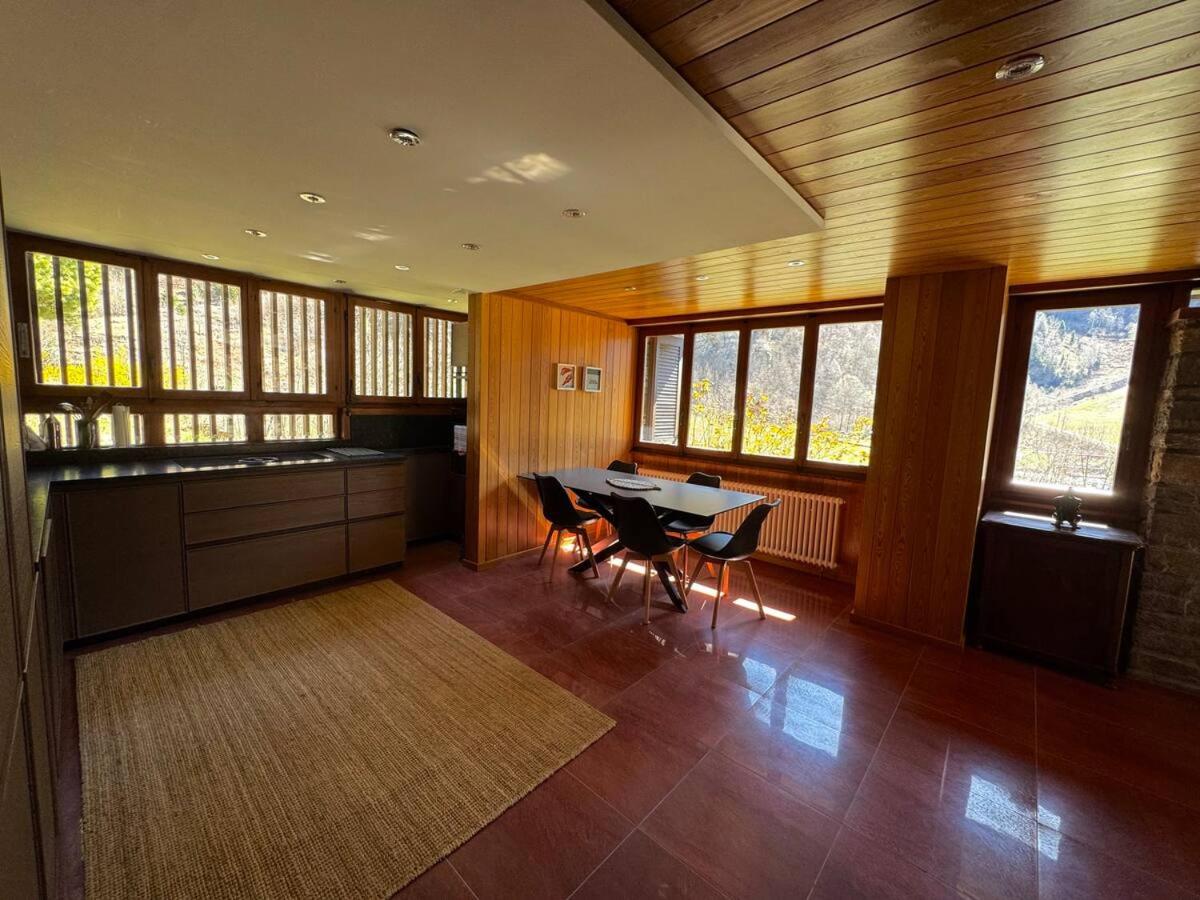 Private 3-story villa in Val calanca, Rossa
