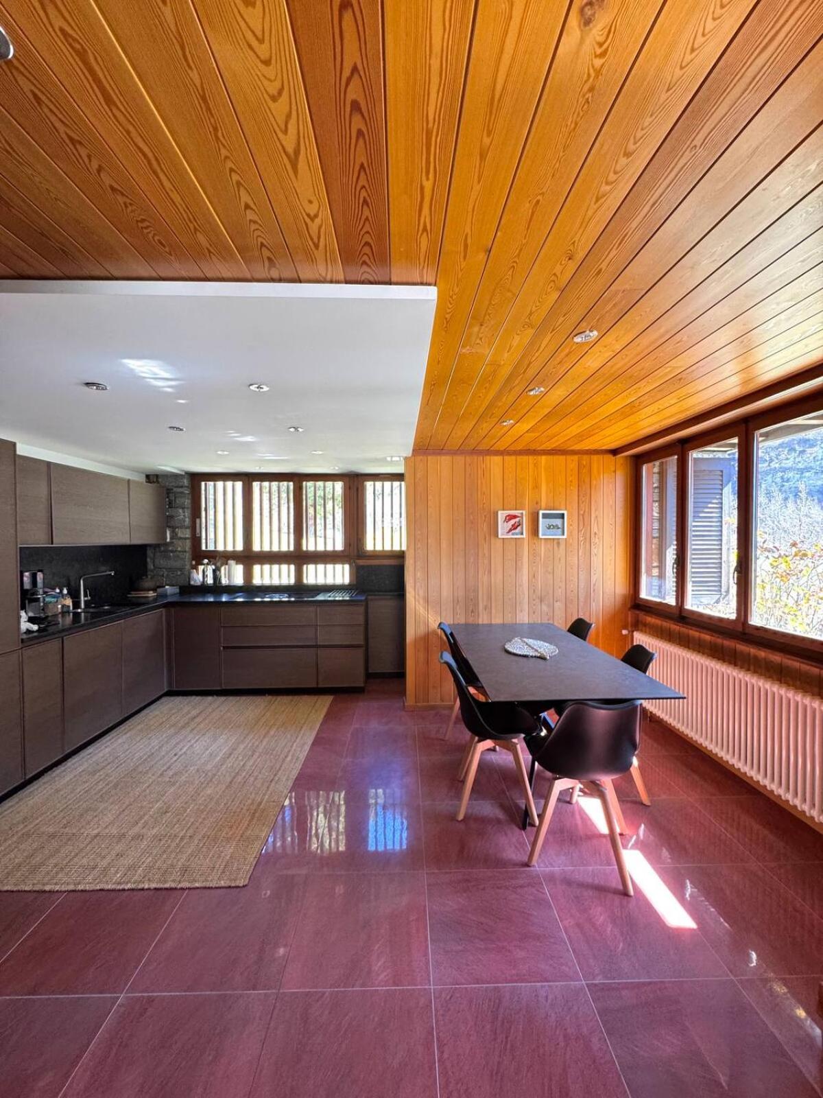 Private 3-story villa in Val calanca, Rossa