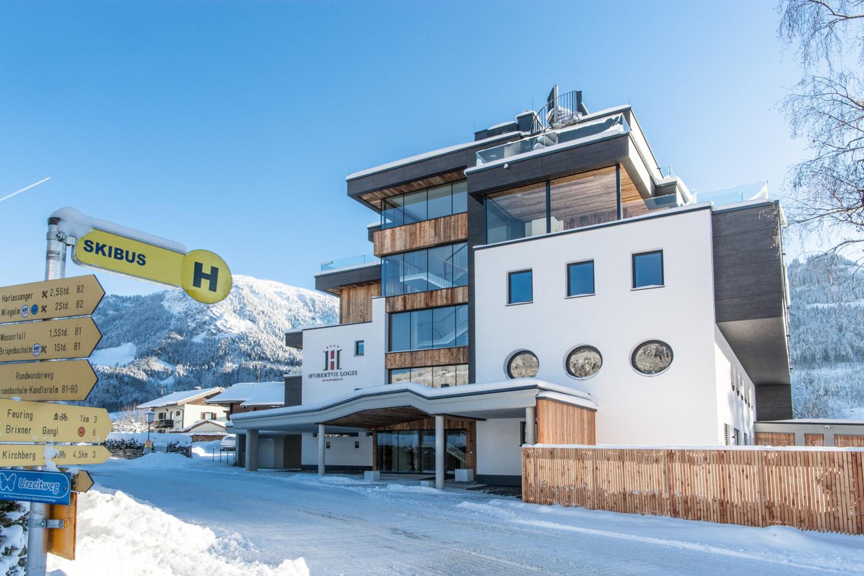 Hubertus Apartments