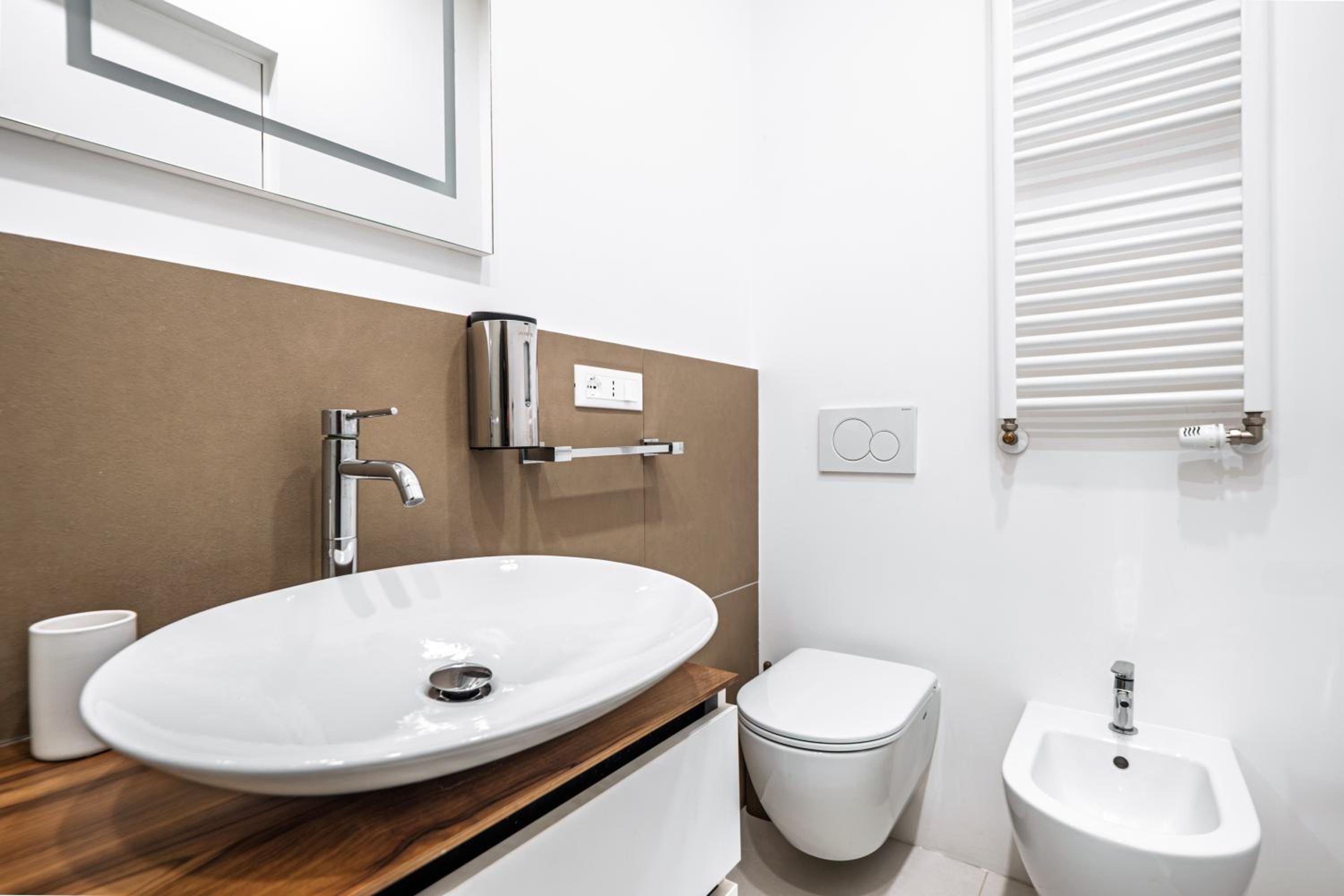 Stylish 1BR, 2BATH Apartment Castel Sant'Angelo 6A