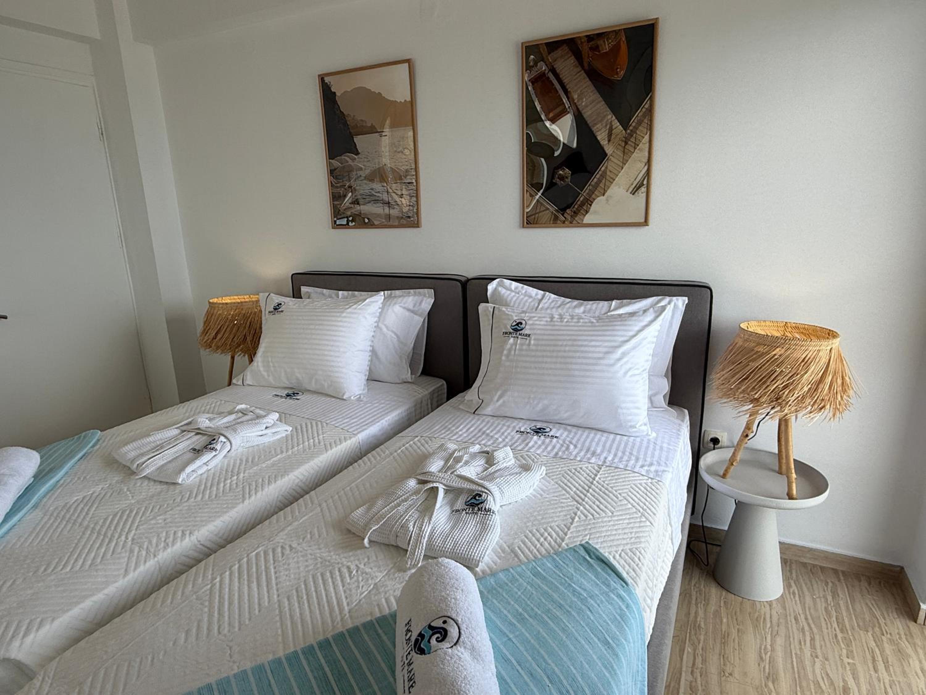 Fronte Mare Suite - Sea Front Luxury Suite With Private Beach Patio