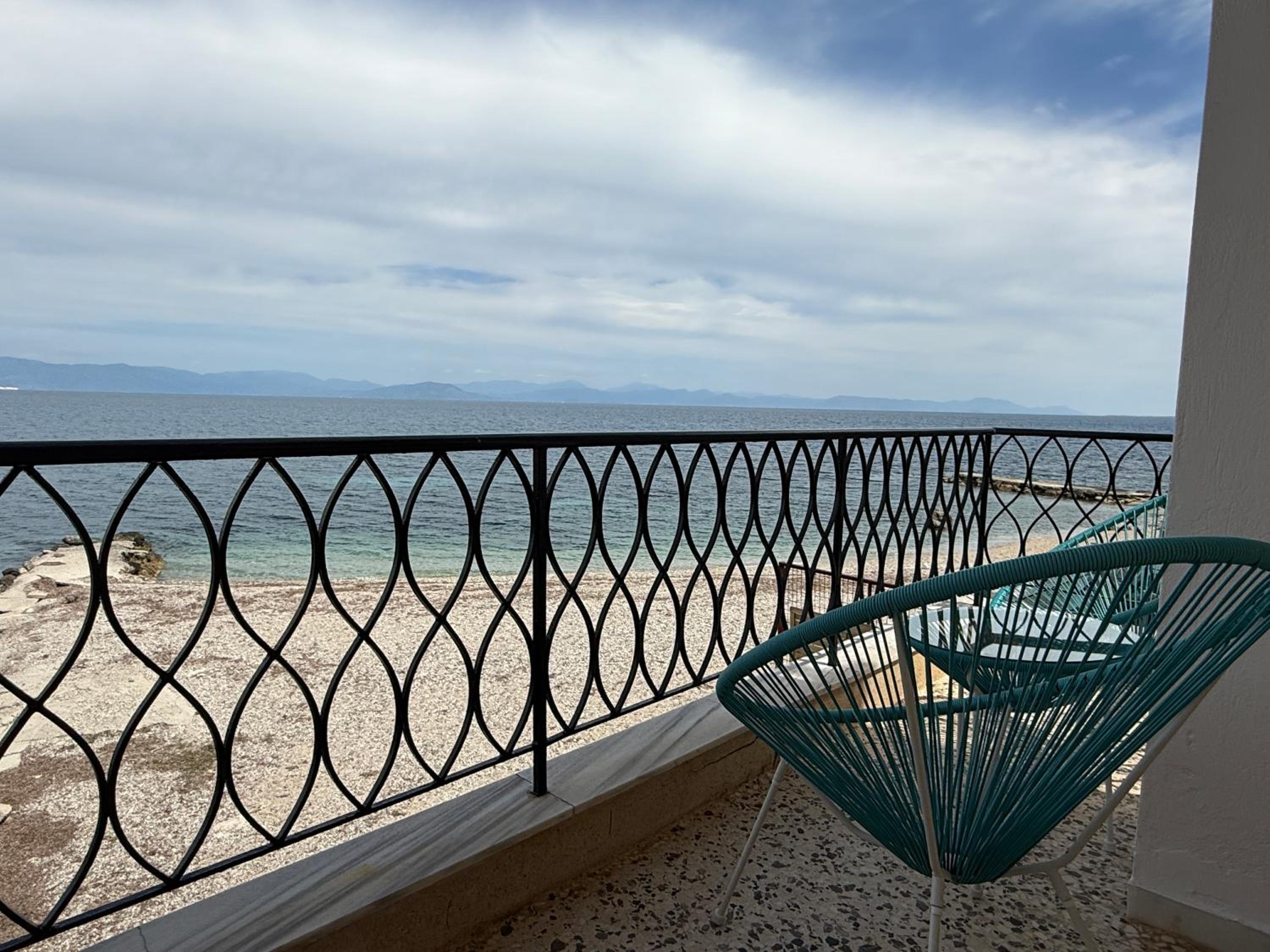 Fronte Mare Suite - Sea Front Luxury Suite With Private Beach Patio
